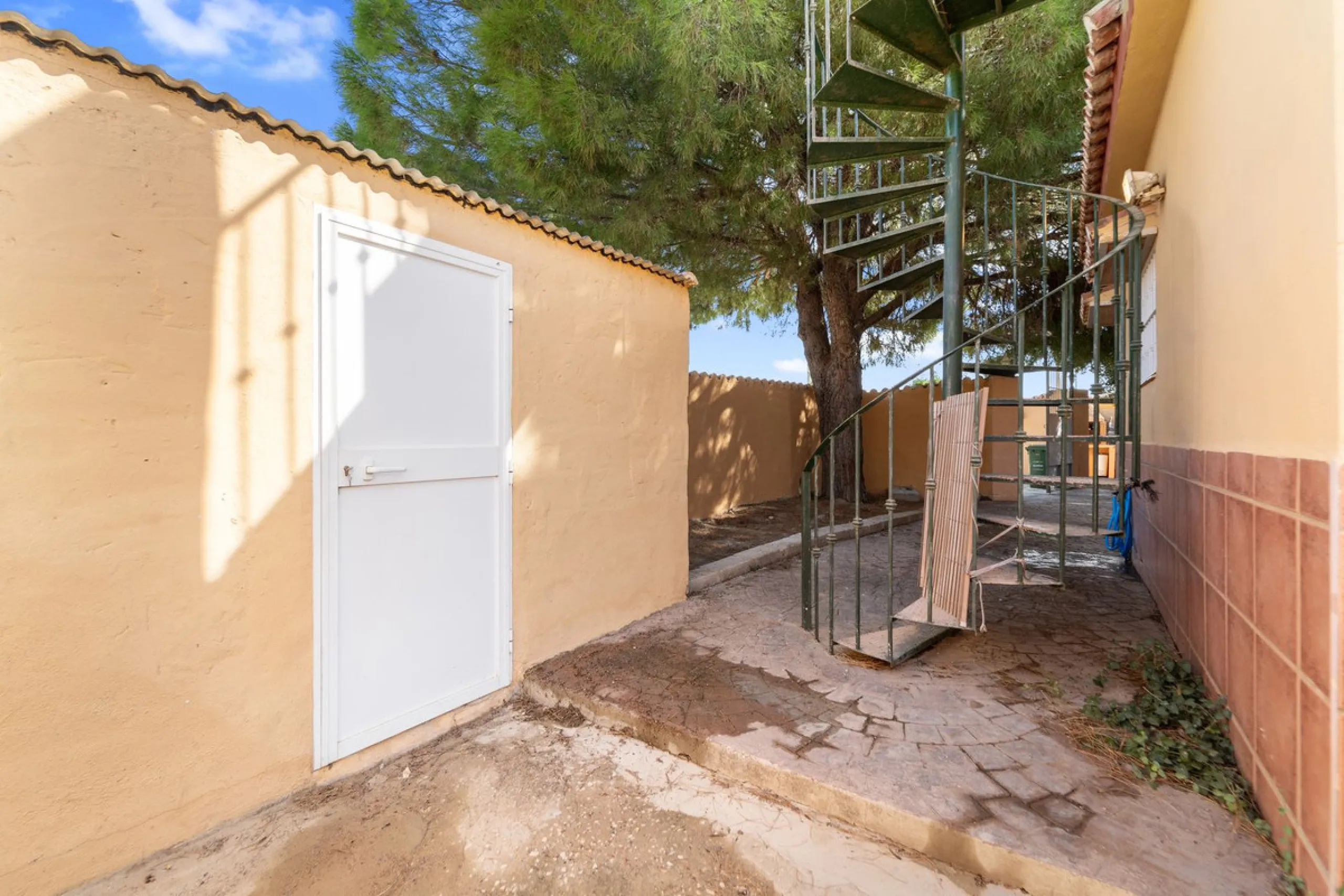 Charming Renovated Rustic House with 3 Bedrooms in Entrerríos – Nature and Convenience!