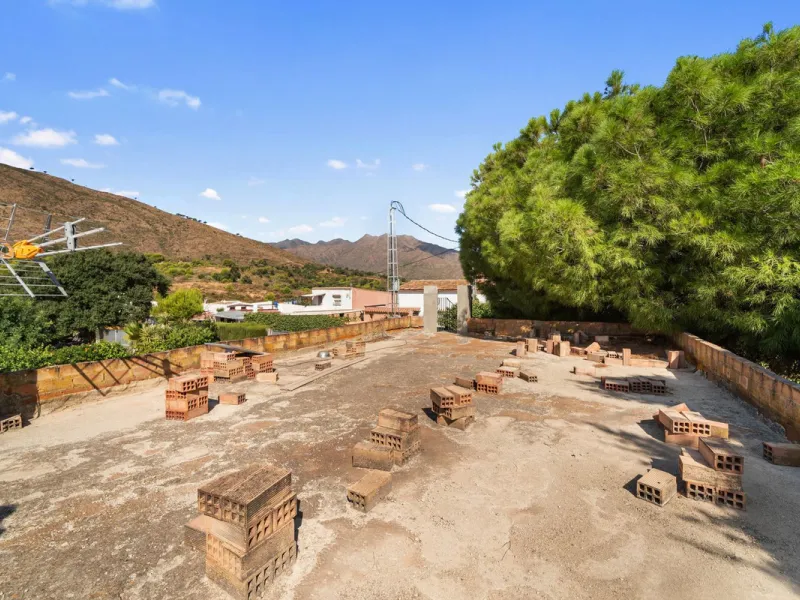 Charming Renovated Rustic House with 3 Bedrooms in Entrerríos – Nature and Convenience!