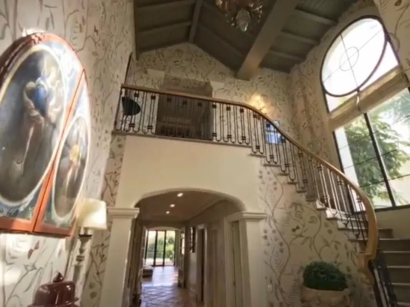 Exclusive Masterpiece – A One of a Kind Luxury Mansion in Prestigious Guadalmina Baja – Marbella