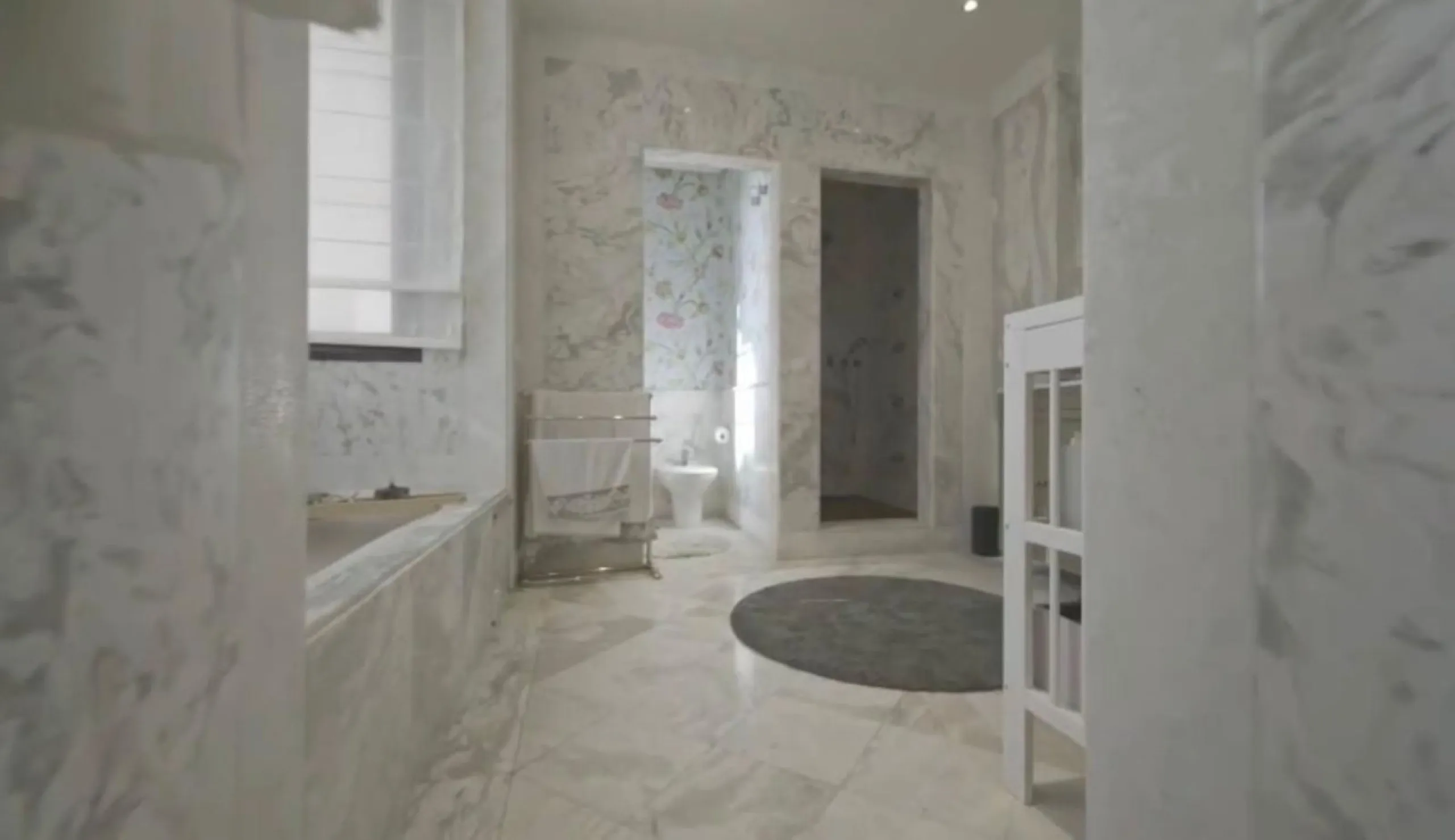 Exclusive Masterpiece – A One of a Kind Luxury Mansion in Prestigious Guadalmina Baja – Marbella