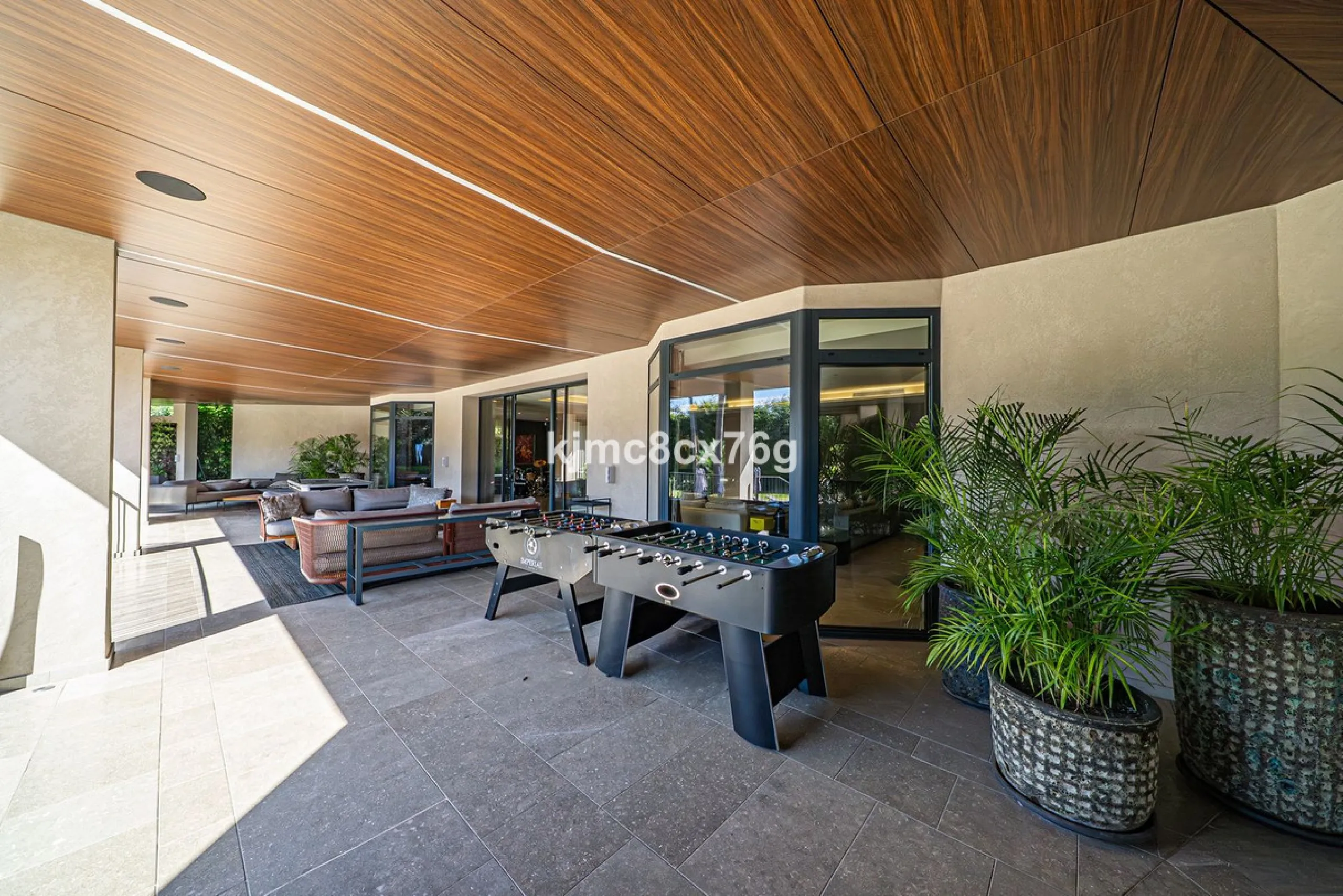 Located in the prestigious Guadalmina area, this exceptional villa seamlessly blends modern elegance with the serenity of a golf-front retreat. Just moments from world-class courses, golden beaches, and upscale amenities, it offers the perfect balance of 