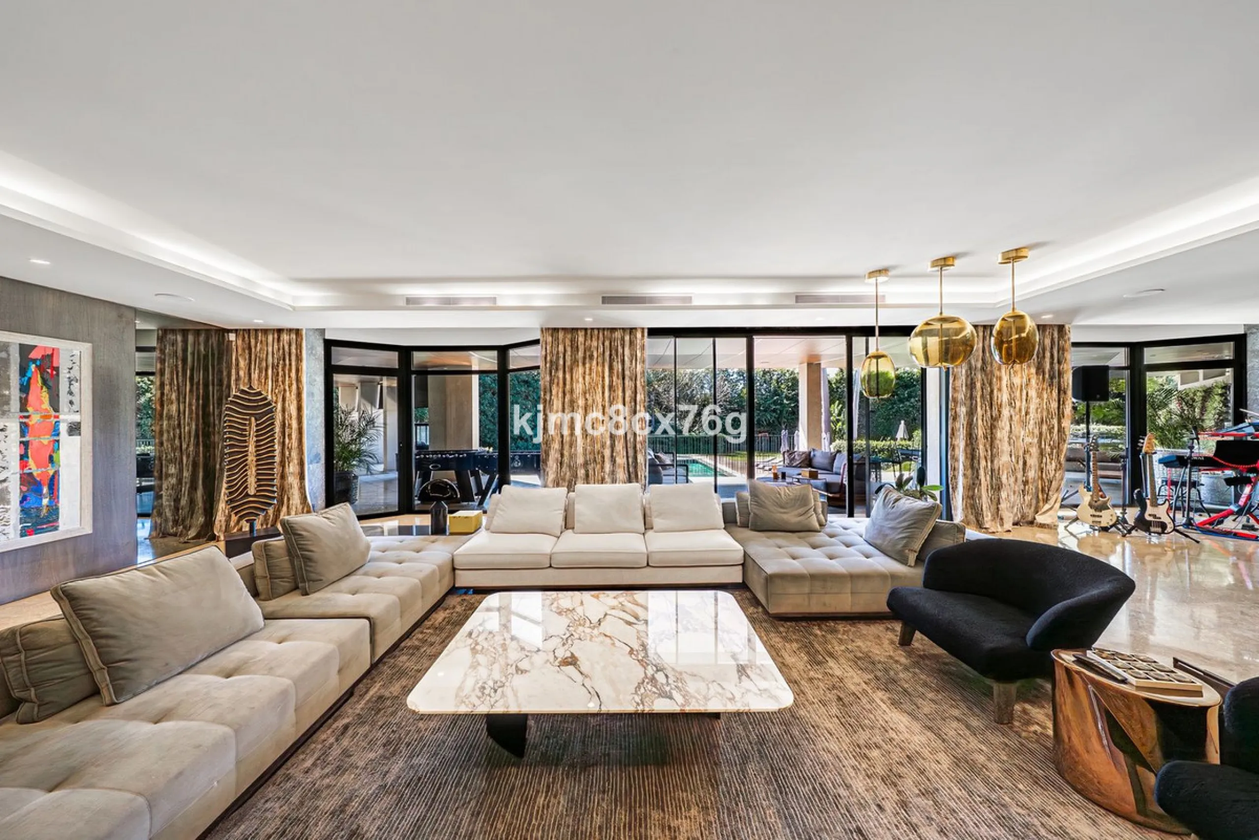 Located in the prestigious Guadalmina area, this exceptional villa seamlessly blends modern elegance with the serenity of a golf-front retreat. Just moments from world-class courses, golden beaches, and upscale amenities, it offers the perfect balance of 