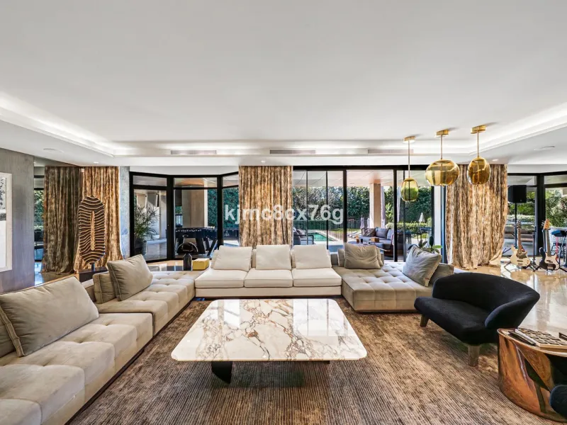 Located in the prestigious Guadalmina area, this exceptional villa seamlessly blends modern elegance with the serenity of a golf-front retreat. Just moments from world-class courses, golden beaches, and upscale amenities, it offers the perfect balance of 