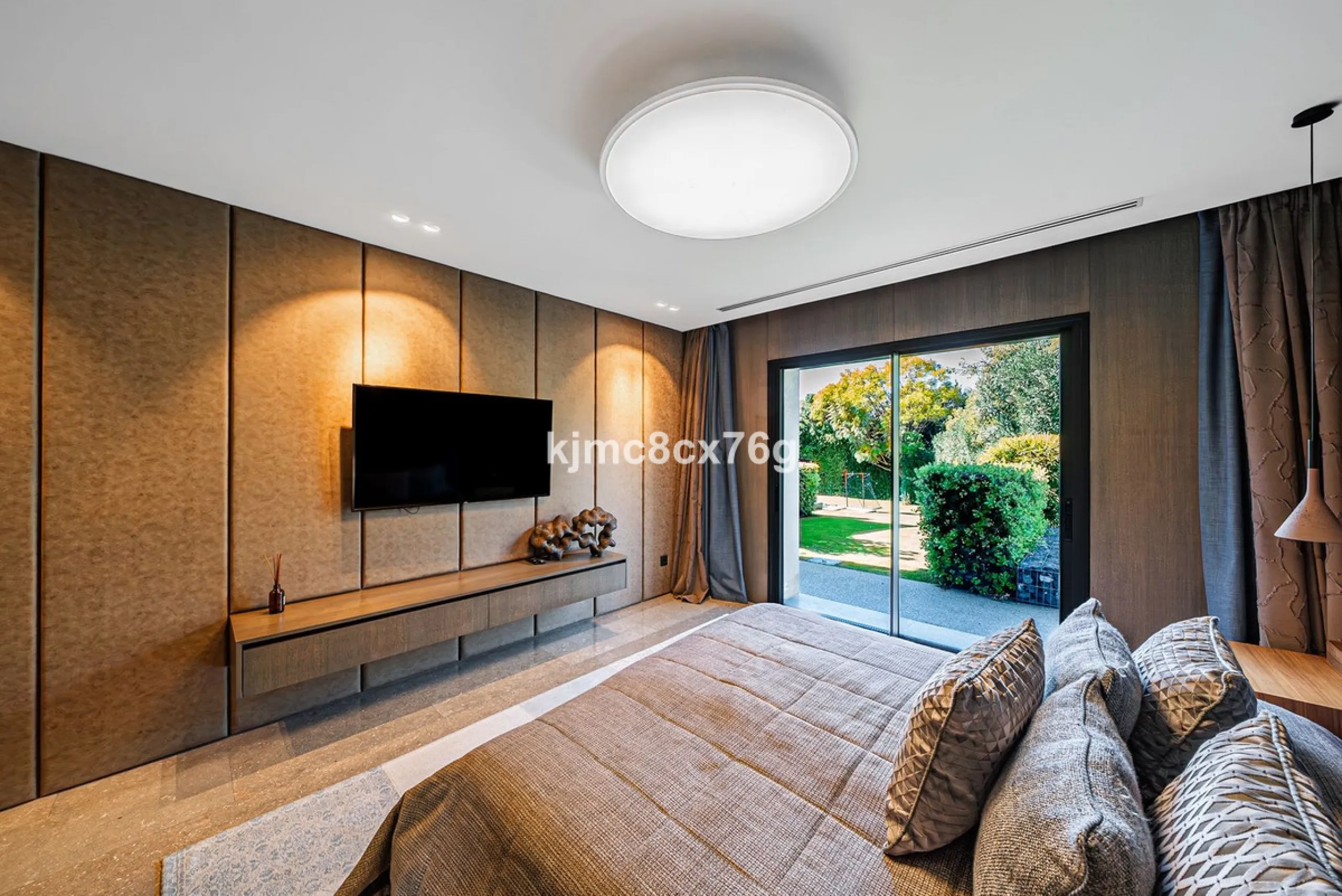 Located in the prestigious Guadalmina area, this exceptional villa seamlessly blends modern elegance with the serenity of a golf-front retreat. Just moments from world-class courses, golden beaches, and upscale amenities, it offers the perfect balance of 