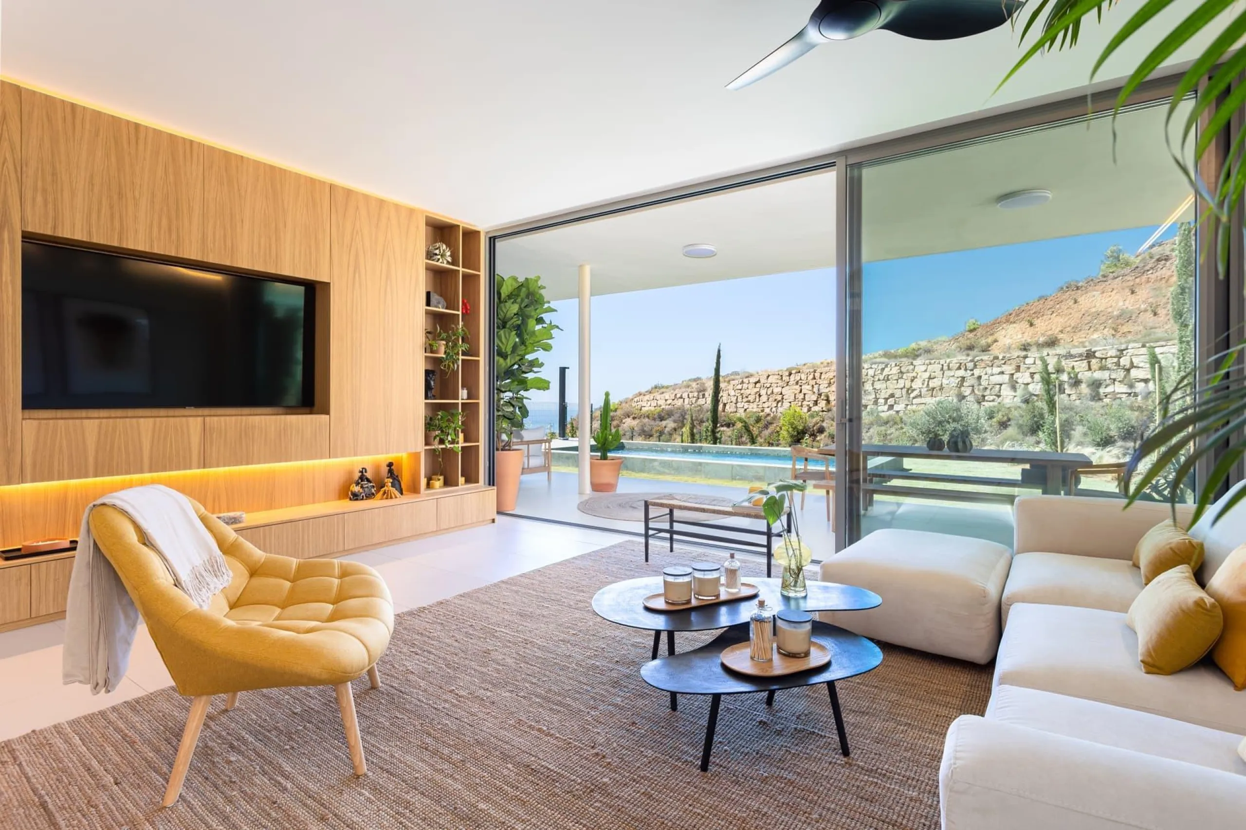 Exclusive New Build Residences in El Higuerón, Costa del Sol& & Modern Homes Surrounded by Nature& This innovative residential project of just 19 residences in El Higuerón, Costa del Sol, combines cutting-edge architecture with natural surroundin