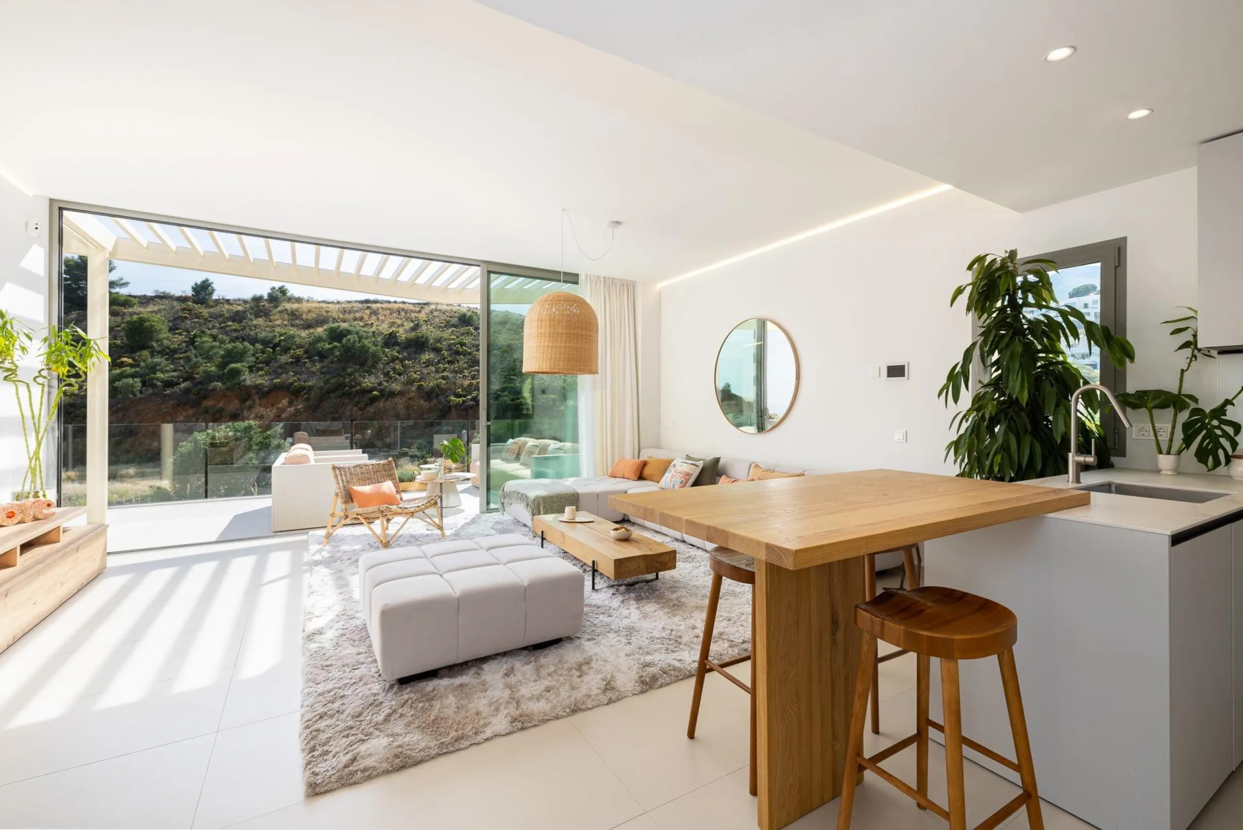 Exclusive New Build Residences in El Higuerón, Costa del Sol& & Modern Homes Surrounded by Nature& This innovative residential project of just 19 residences in El Higuerón, Costa del Sol, combines cutting-edge architecture with natural surroundin
