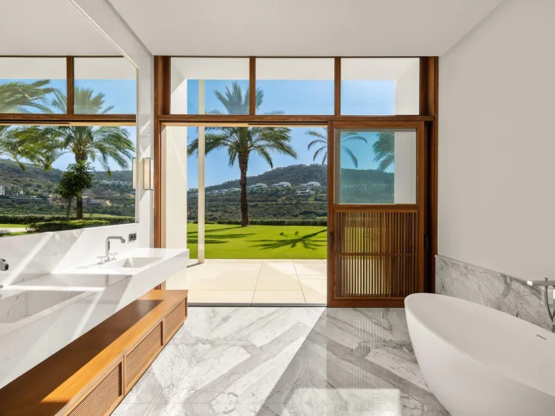 NEW BUILD EXCLUSIVE LUXURY VILLA AT FINCA CORTESÍN, CASARES& & This exceptional residence, exclusive to the Finca Cortesin resort, exudes a captivating blend of luxury and elegance. Designed by the renowned Jose Maria Sierra architects, this archite