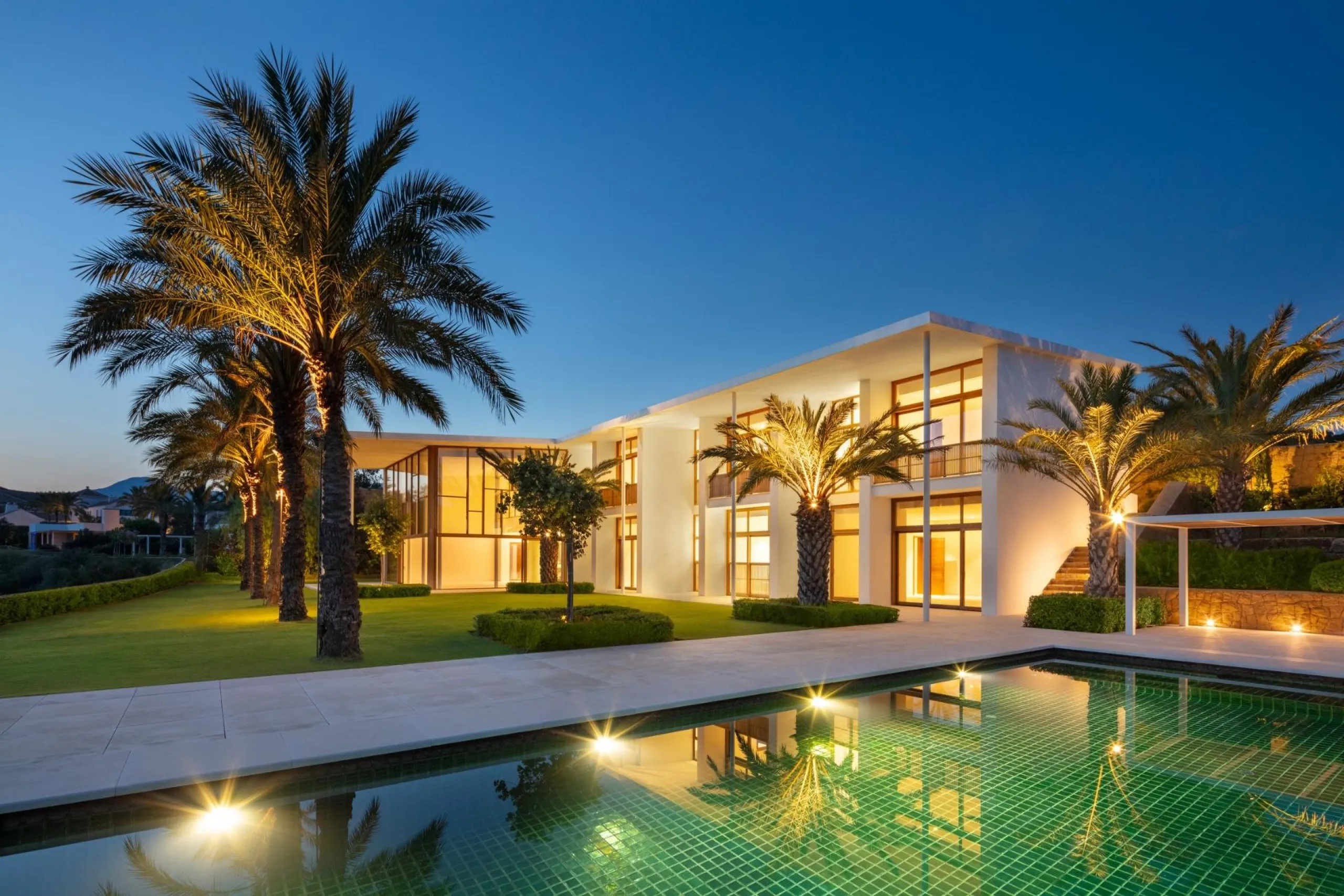 NEW BUILD EXCLUSIVE LUXURY VILLA AT FINCA CORTESÍN, CASARES& & This exceptional residence, exclusive to the Finca Cortesin resort, exudes a captivating blend of luxury and elegance. Designed by the renowned Jose Maria Sierra architects, this archite