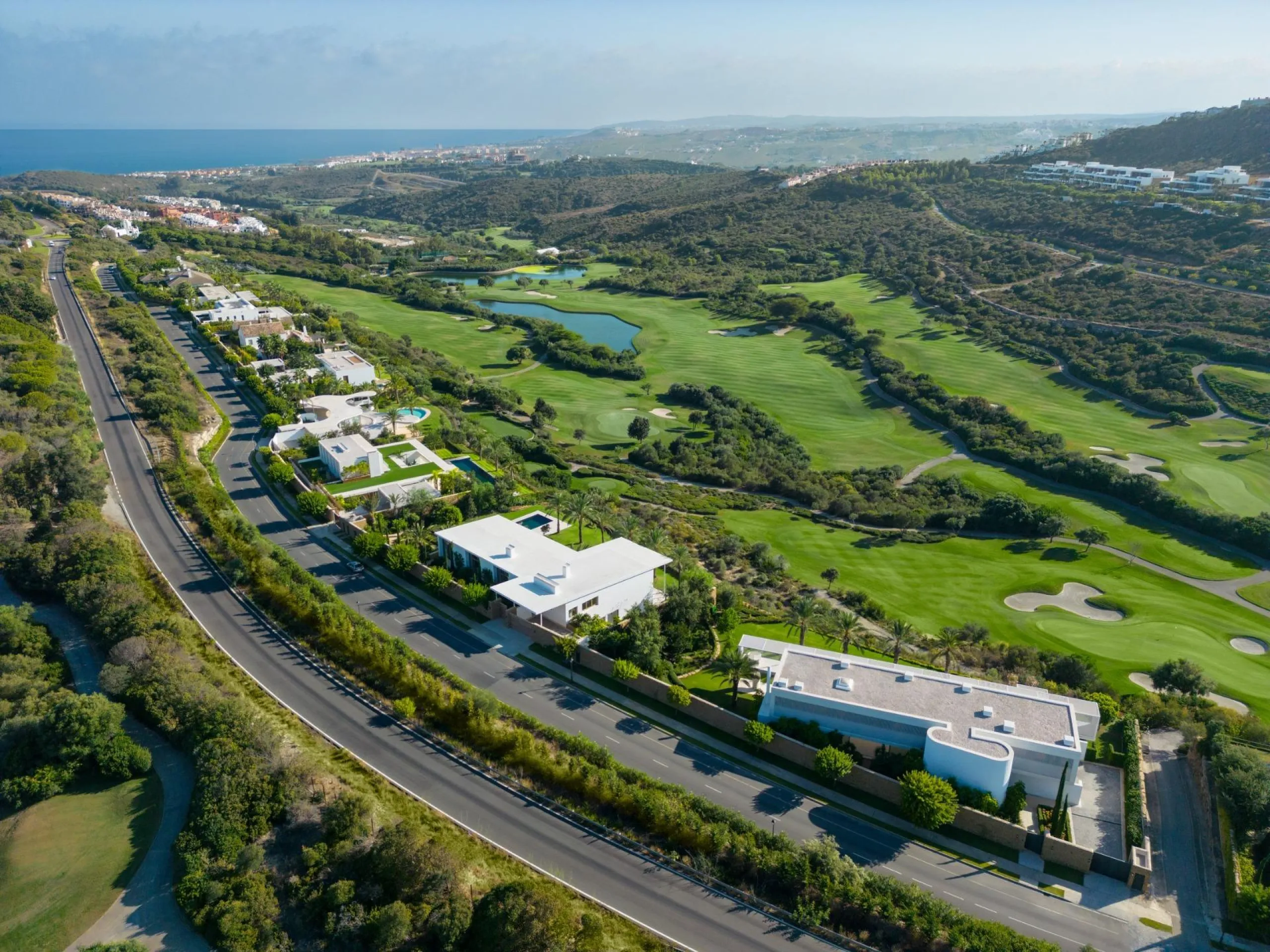 NEW BUILD EXCLUSIVE LUXURY VILLA AT FINCA CORTESÍN, CASARES& & This exceptional residence, exclusive to the Finca Cortesin resort, exudes a captivating blend of luxury and elegance. Designed by the renowned Jose Maria Sierra architects, this archite