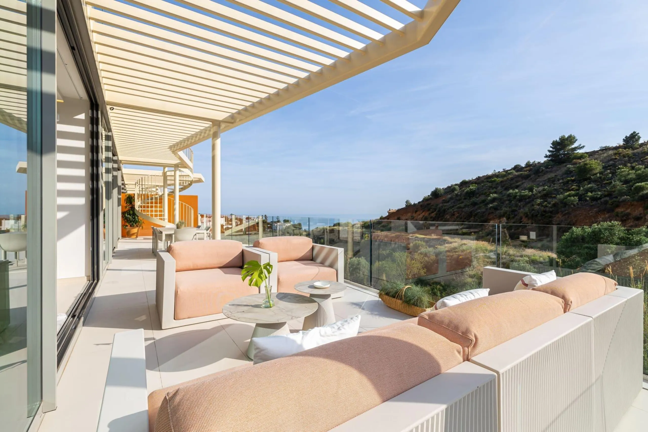 Exclusive New Build Residences in El Higuerón, Costa del Sol& & Modern Homes Surrounded by Nature& This innovative residential project of just 19 residences in El Higuerón, Costa del Sol, combines cutting-edge architecture with natural surroundin