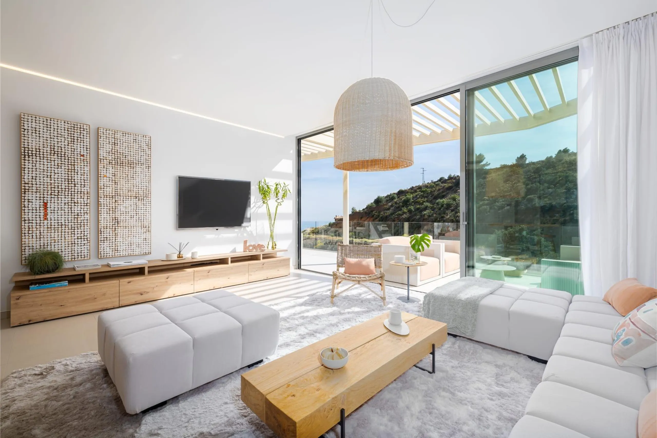 Exclusive New Build Residences in El Higuerón, Costa del Sol& & Modern Homes Surrounded by Nature& This innovative residential project of just 19 residences in El Higuerón, Costa del Sol, combines cutting-edge architecture with natural surroundin