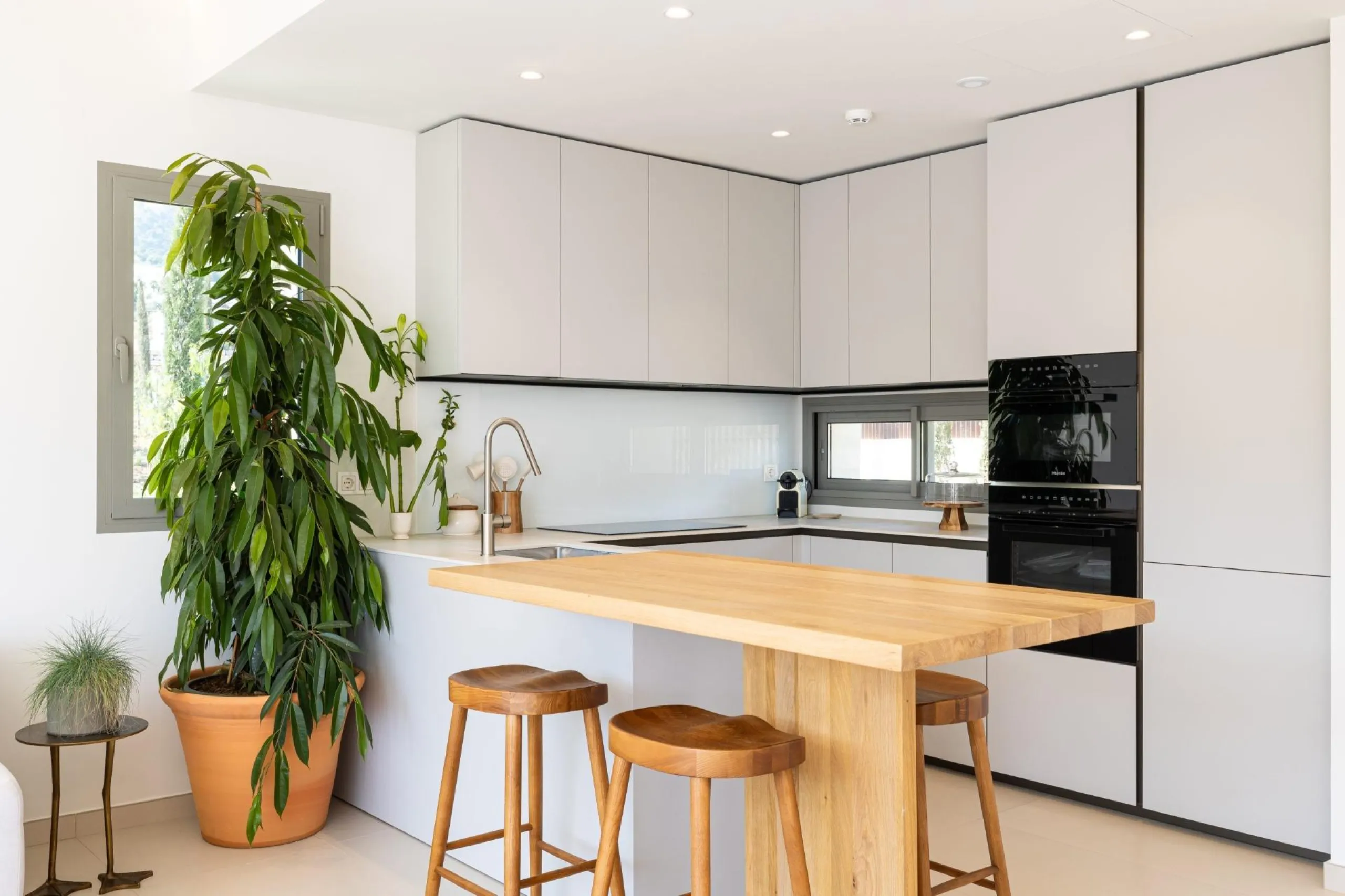 Exclusive New Build Residences in El Higuerón, Costa del Sol& & Modern Homes Surrounded by Nature& This innovative residential project of just 19 residences in El Higuerón, Costa del Sol, combines cutting-edge architecture with natural surroundin