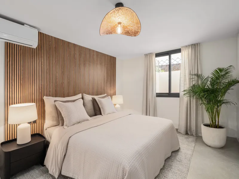 House - Detached Villa в продаже в Marbella, Málaga. В доме 6 спален и 6 ванных комнат. Площадь дома 315 м². Площадь участка 500 м²