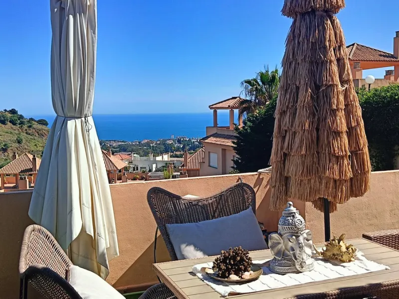 Apartment - Penthouse в продаже в Mijas, Málaga. В доме 3 спален и 3 ванных комнат. Площадь дома 121 м²