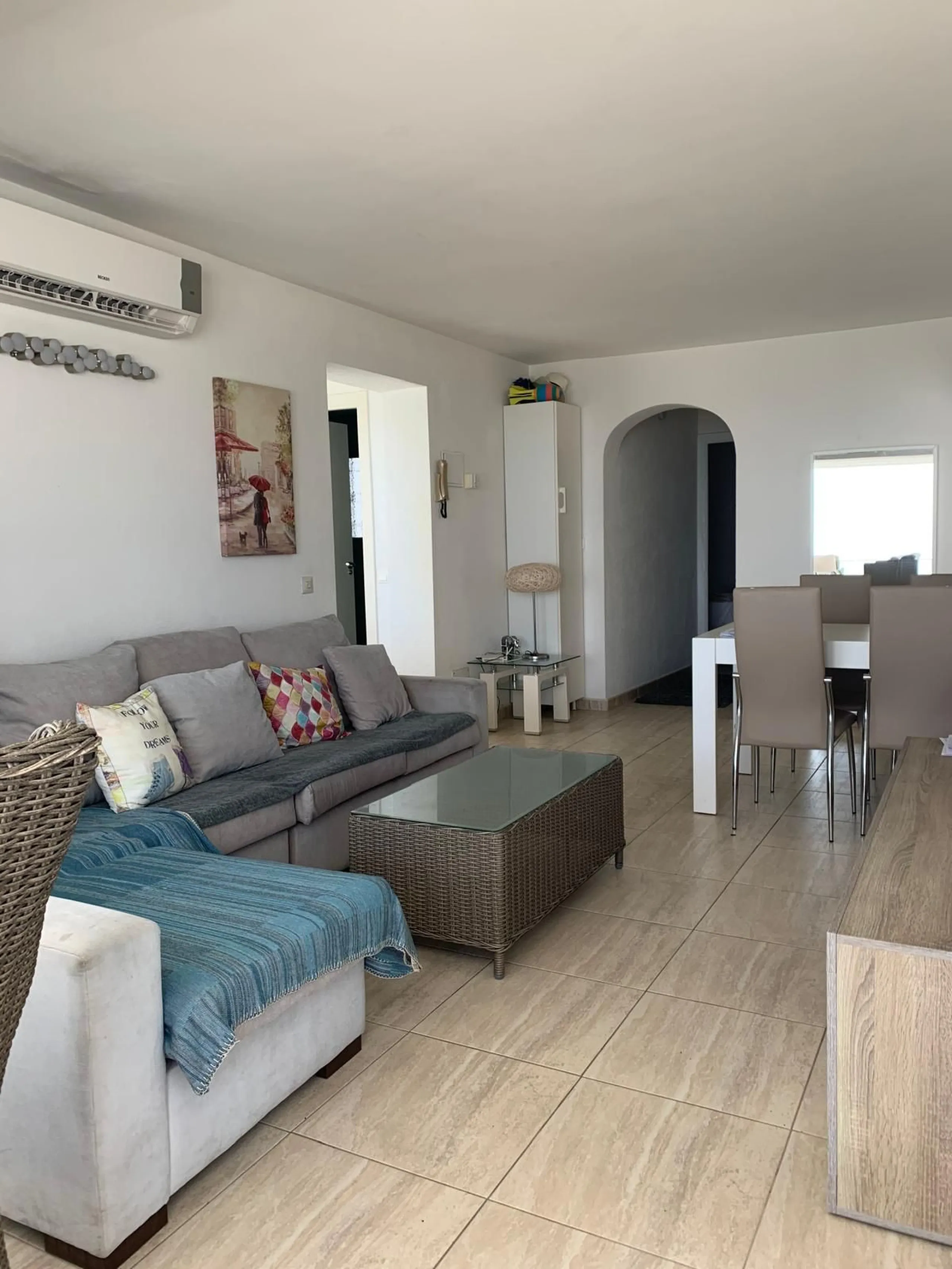 Front line: 2 bedrooms in Rocas del Mar