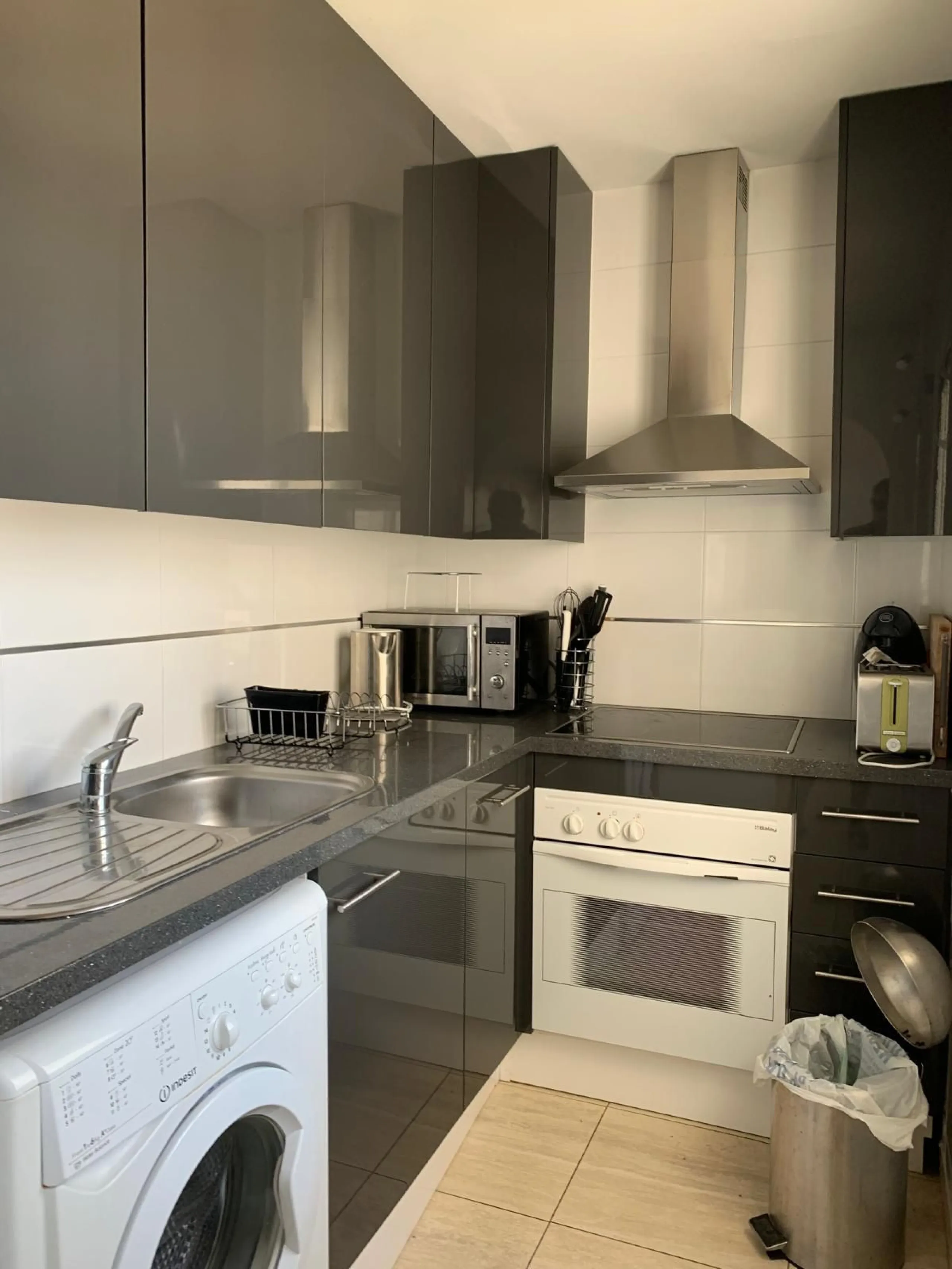 Front line: 2 bedrooms in Rocas del Mar