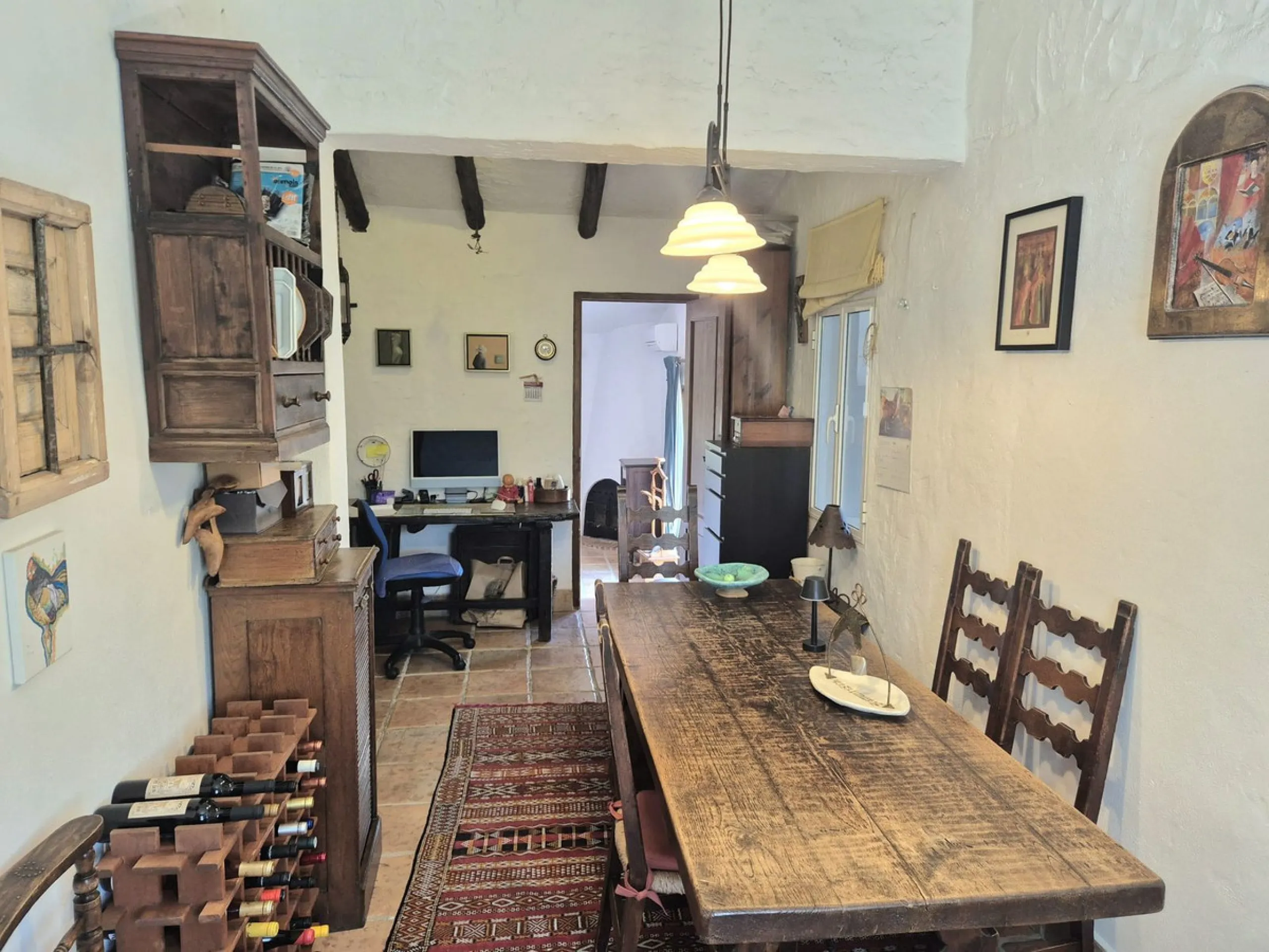A fantastic opportunity to acquire this fantastic property located only 7 minute drive from the main road into Alhaurin el Grande. Mostly tarmac and the last 2 minutes the road is a mixture of stone and concrete it is a lovely nature getaway. The property