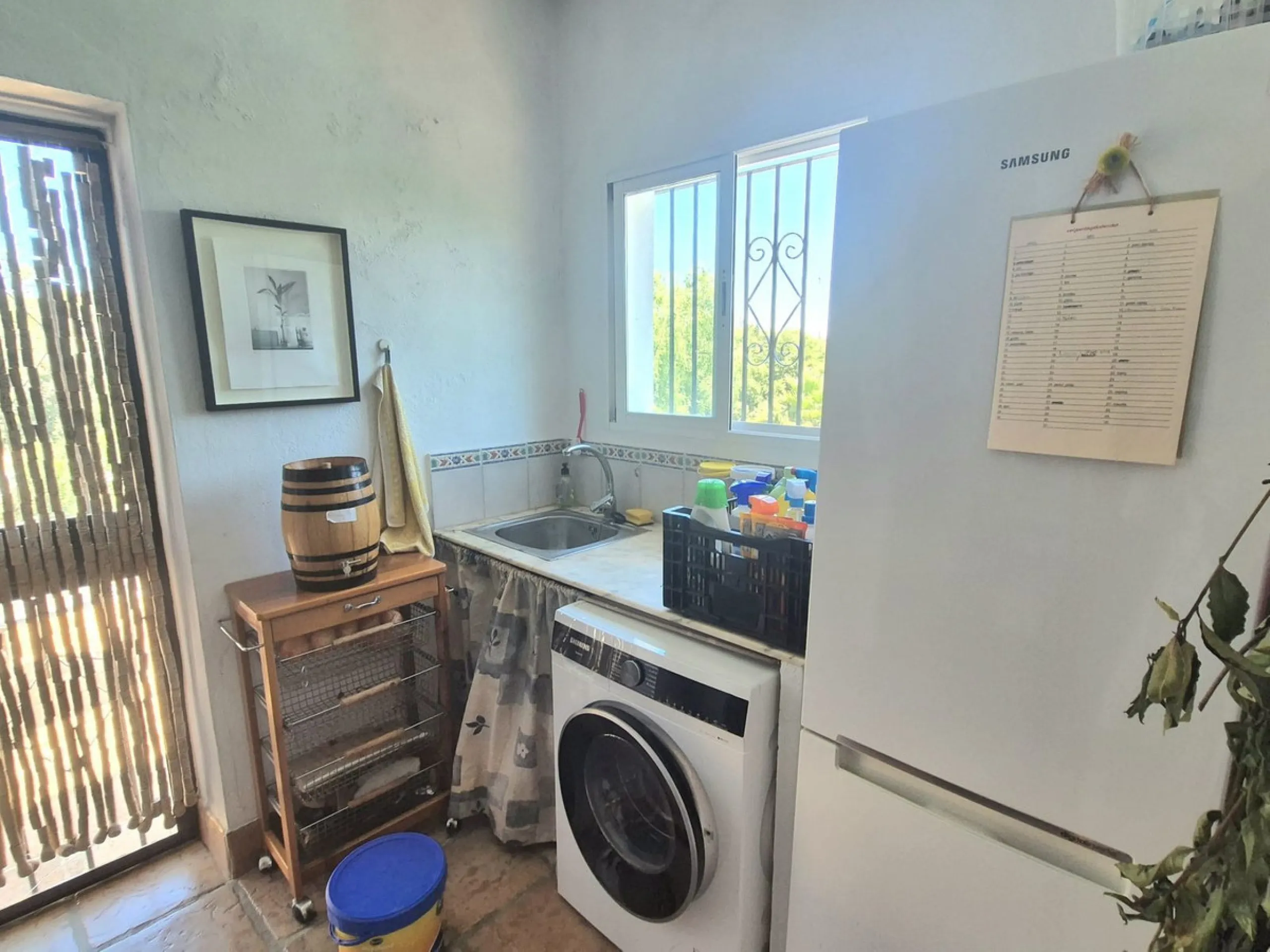 A fantastic opportunity to acquire this fantastic property located only 7 minute drive from the main road into Alhaurin el Grande. Mostly tarmac and the last 2 minutes the road is a mixture of stone and concrete it is a lovely nature getaway. The property