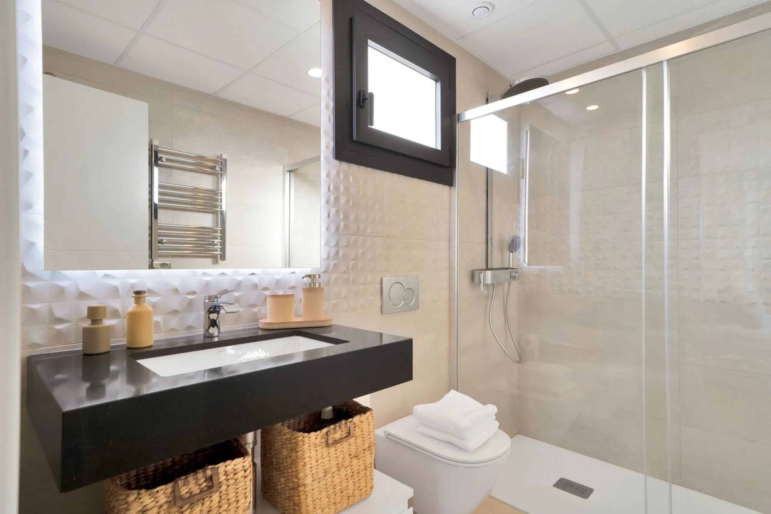 Welcome to a stunning property that celebrates the spirit of the Costa del Sol.