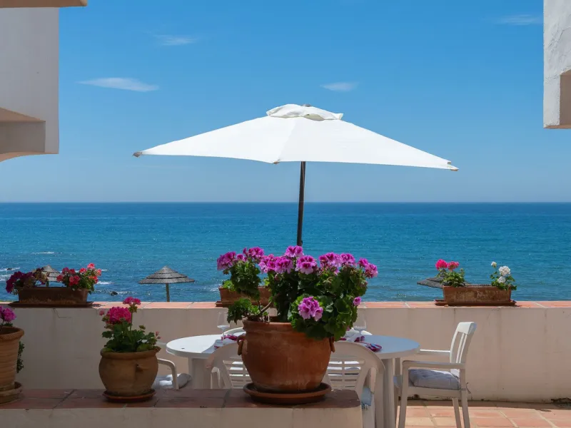 Imagine waking up metres away from the sea in a Front-line Beach apartment. This spacious 3-bedroom, 2-bathroom gem is designed for comfort and convenience, featuring a fully fitted kitchen that flows seamlessly into the open-plan living and dining area. 