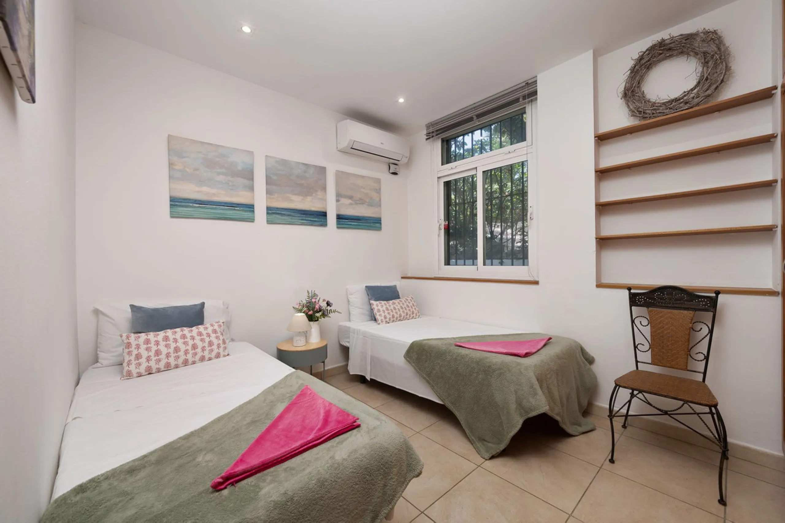 Imagine waking up metres away from the sea in a Front-line Beach apartment. This spacious 3-bedroom, 2-bathroom gem is designed for comfort and convenience, featuring a fully fitted kitchen that flows seamlessly into the open-plan living and dining area. 