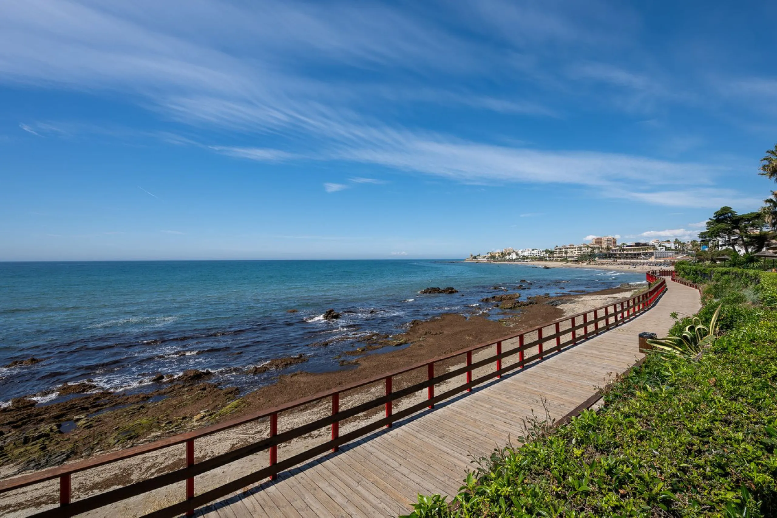 Imagine waking up metres away from the sea in a Front-line Beach apartment. This spacious 3-bedroom, 2-bathroom gem is designed for comfort and convenience, featuring a fully fitted kitchen that flows seamlessly into the open-plan living and dining area. 