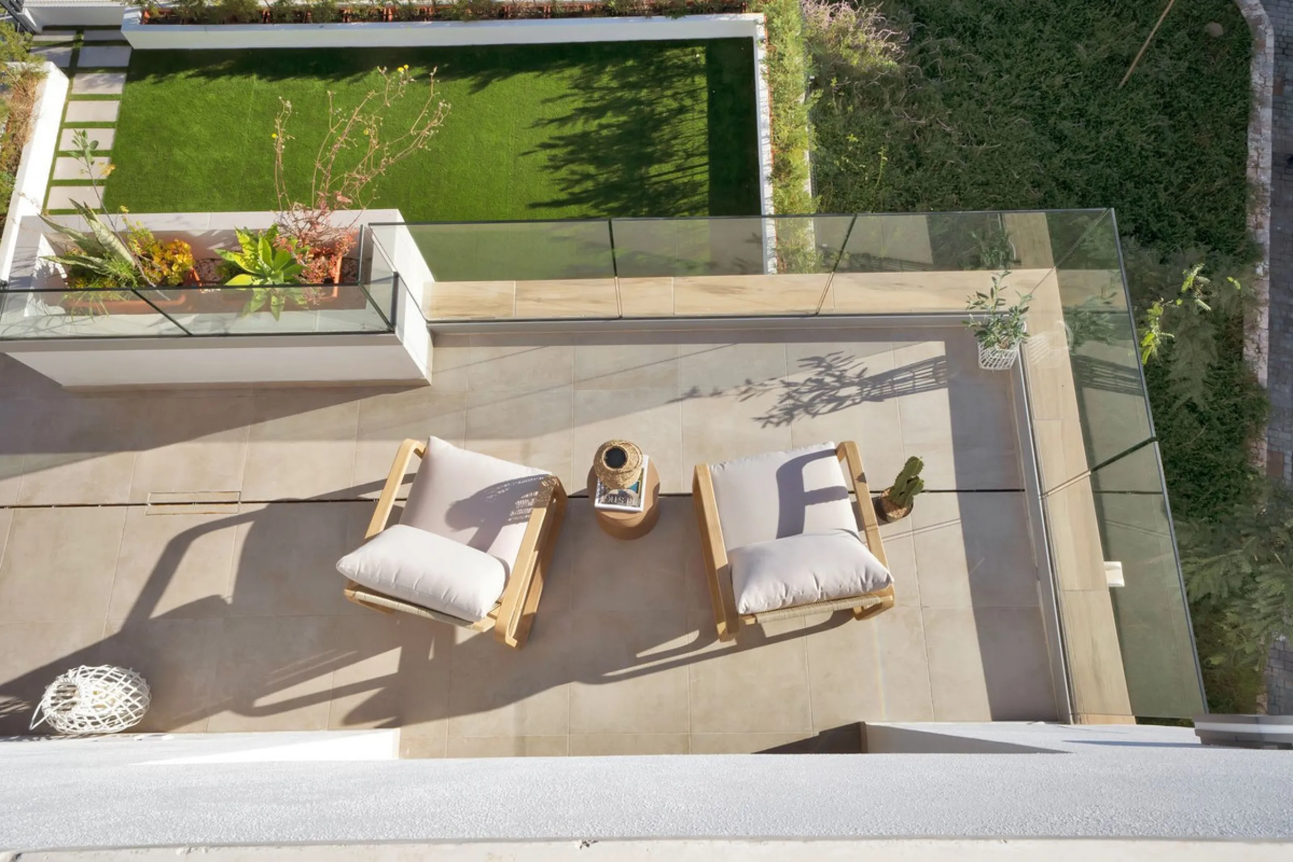Welcome to a stunning property that celebrates the spirit of the Costa del Sol.