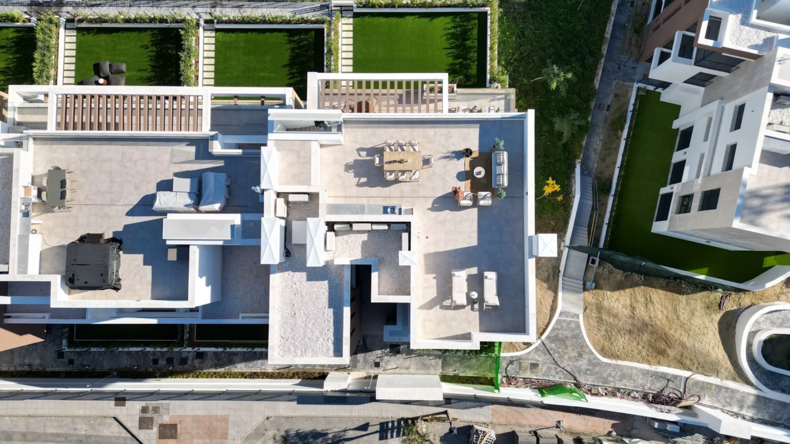 Welcome to a stunning property that celebrates the spirit of the Costa del Sol.
