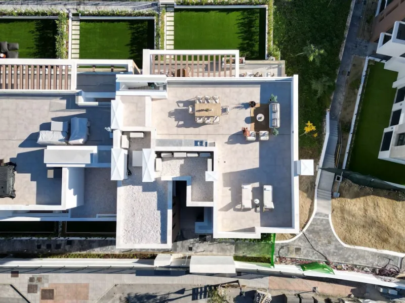 Welcome to a stunning property that celebrates the spirit of the Costa del Sol.