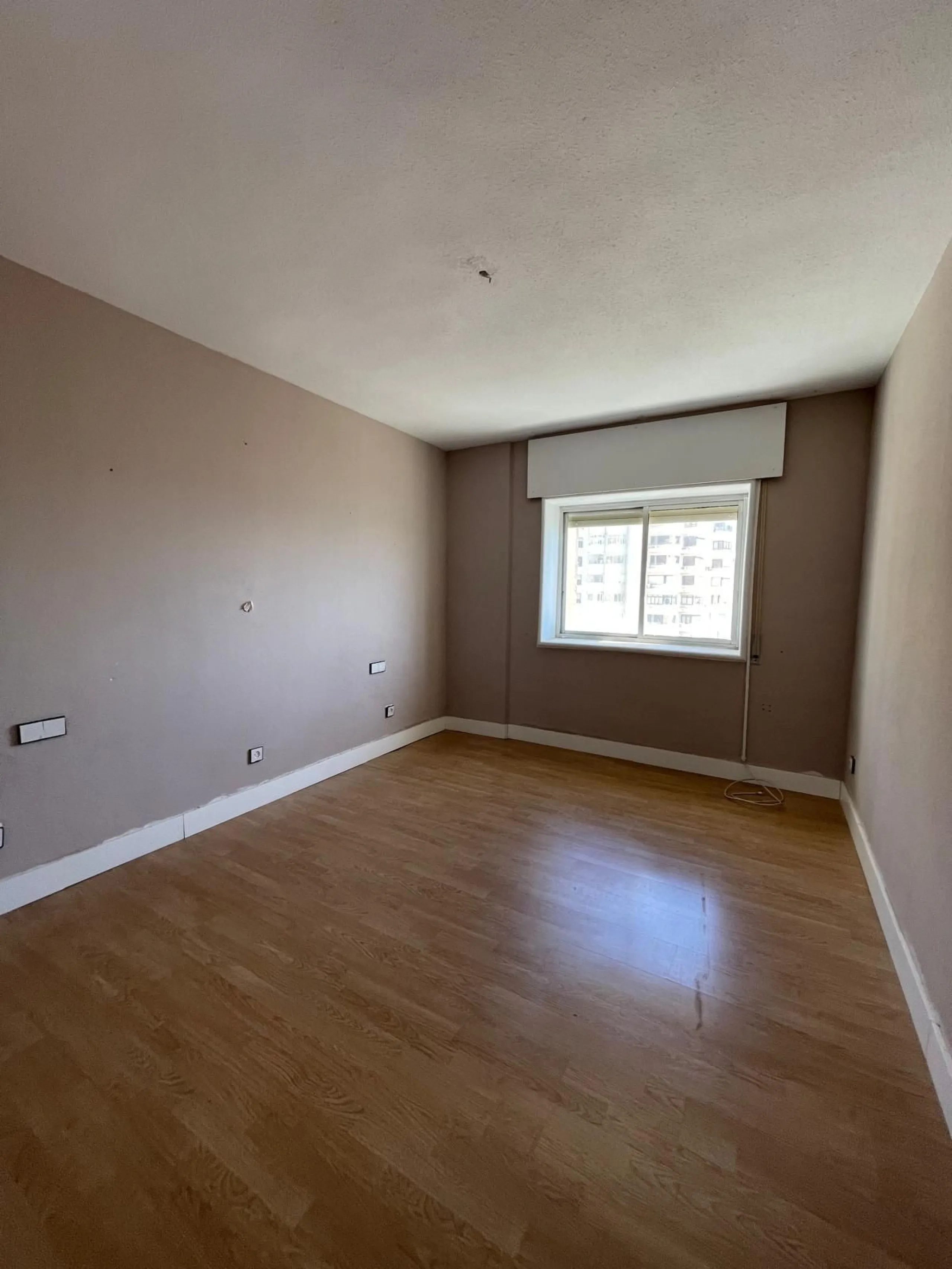 Apartment - Middle Floor Apartment в продаже в Málaga, Málaga. В доме 4 спален и 3 ванных комнат. Площадь дома 162 м²