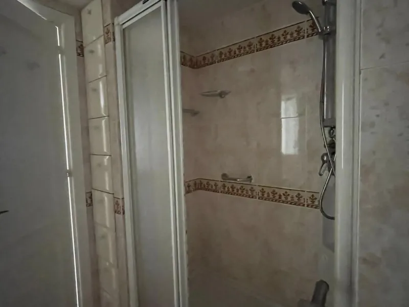 Apartment - Middle Floor Apartment в продаже в Málaga, Málaga. В доме 4 спален и 3 ванных комнат. Площадь дома 162 м²