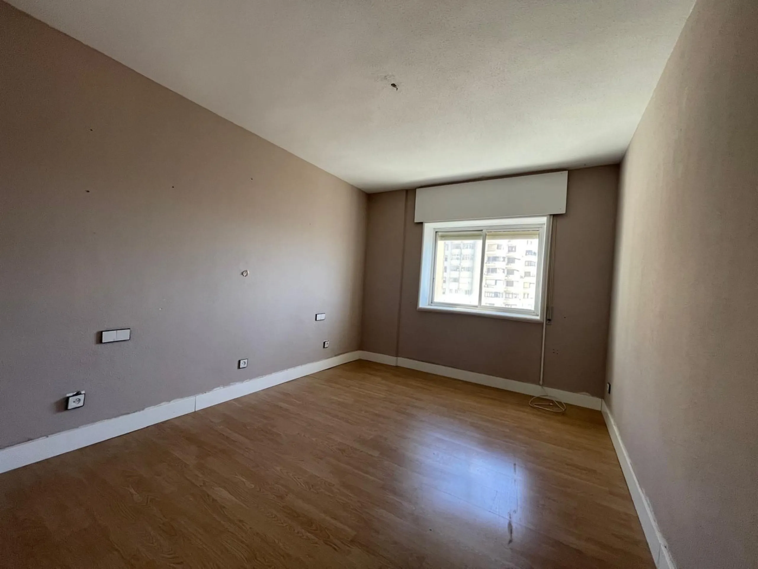 Apartment - Middle Floor Apartment в продаже в Málaga, Málaga. В доме 4 спален и 3 ванных комнат. Площадь дома 162 м²