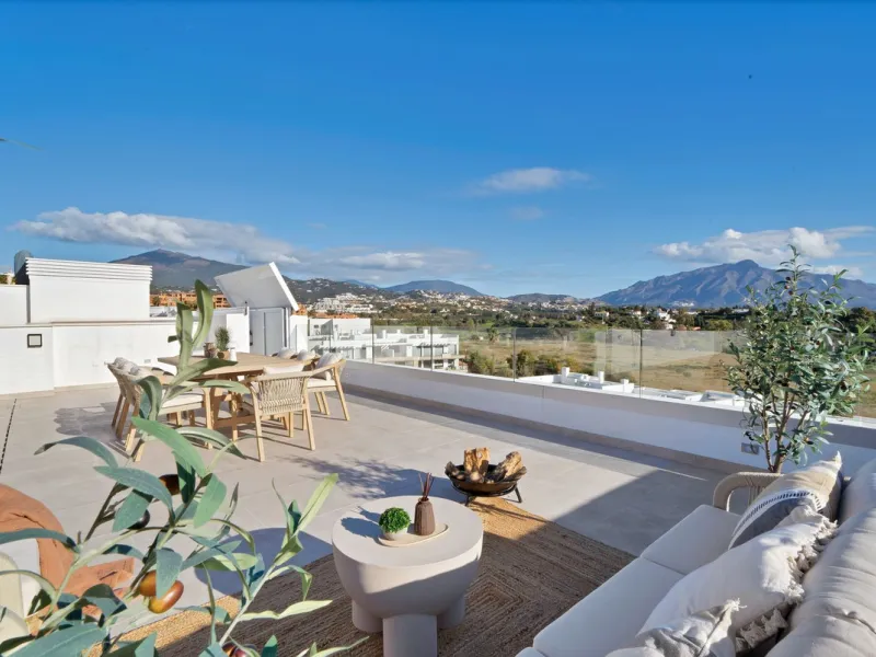 Welcome to a stunning property that celebrates the spirit of the Costa del Sol.
