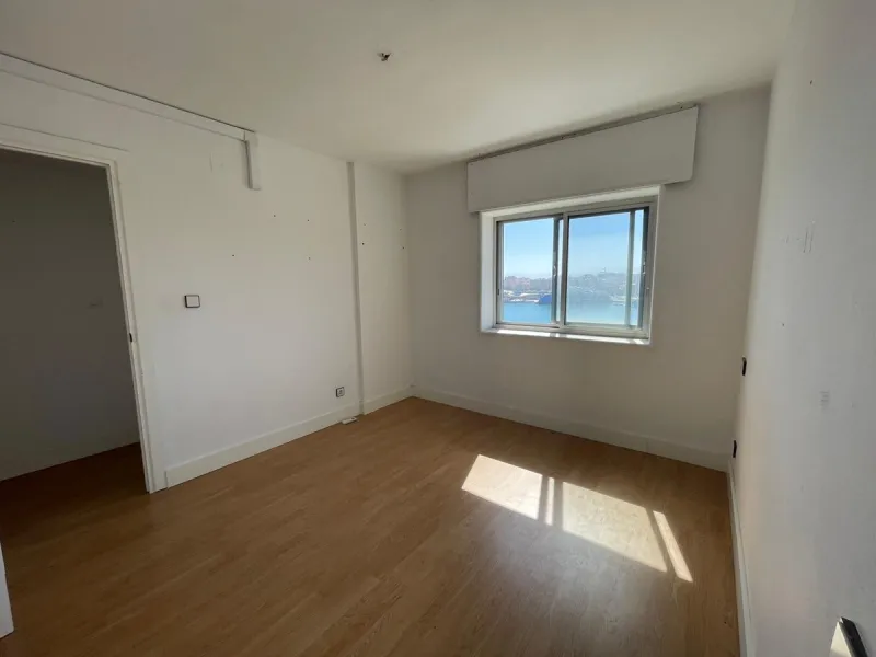 Apartment - Middle Floor Apartment в продаже в Málaga, Málaga. В доме 4 спален и 3 ванных комнат. Площадь дома 162 м²