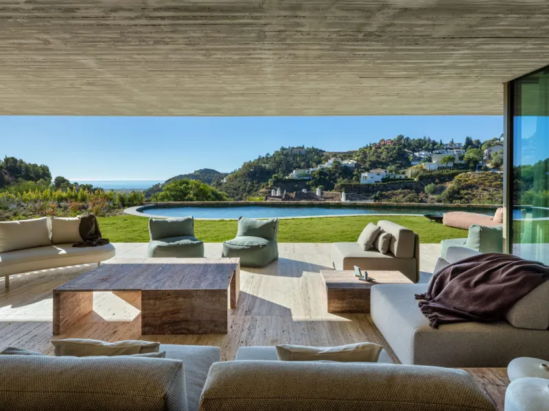 This Villa sets a new benchmark for refined living within the prestigious El Madroñal area in Benahavís.  Positioned in one of the most sought-after gated communities, the south-west facing villa offers sweeping panoramic views of the Mediterranean Sea an