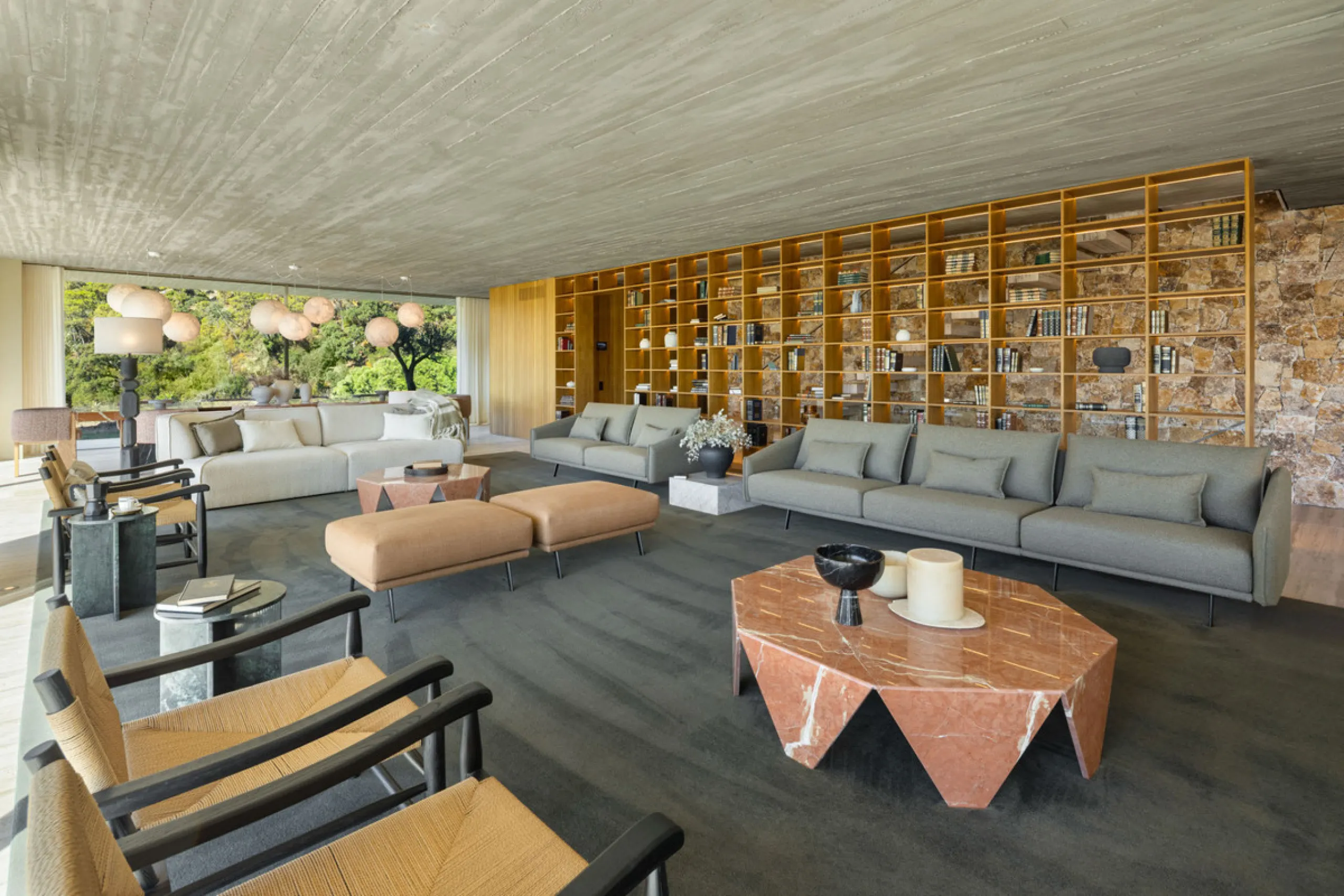 This Villa sets a new benchmark for refined living within the prestigious El Madroñal area in Benahavís.  Positioned in one of the most sought-after gated communities, the south-west facing villa offers sweeping panoramic views of the Mediterranean Sea an