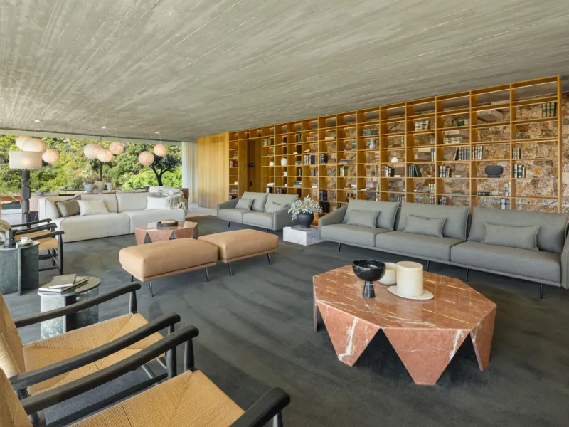 This Villa sets a new benchmark for refined living within the prestigious El Madroñal area in Benahavís.  Positioned in one of the most sought-after gated communities, the south-west facing villa offers sweeping panoramic views of the Mediterranean Sea an
