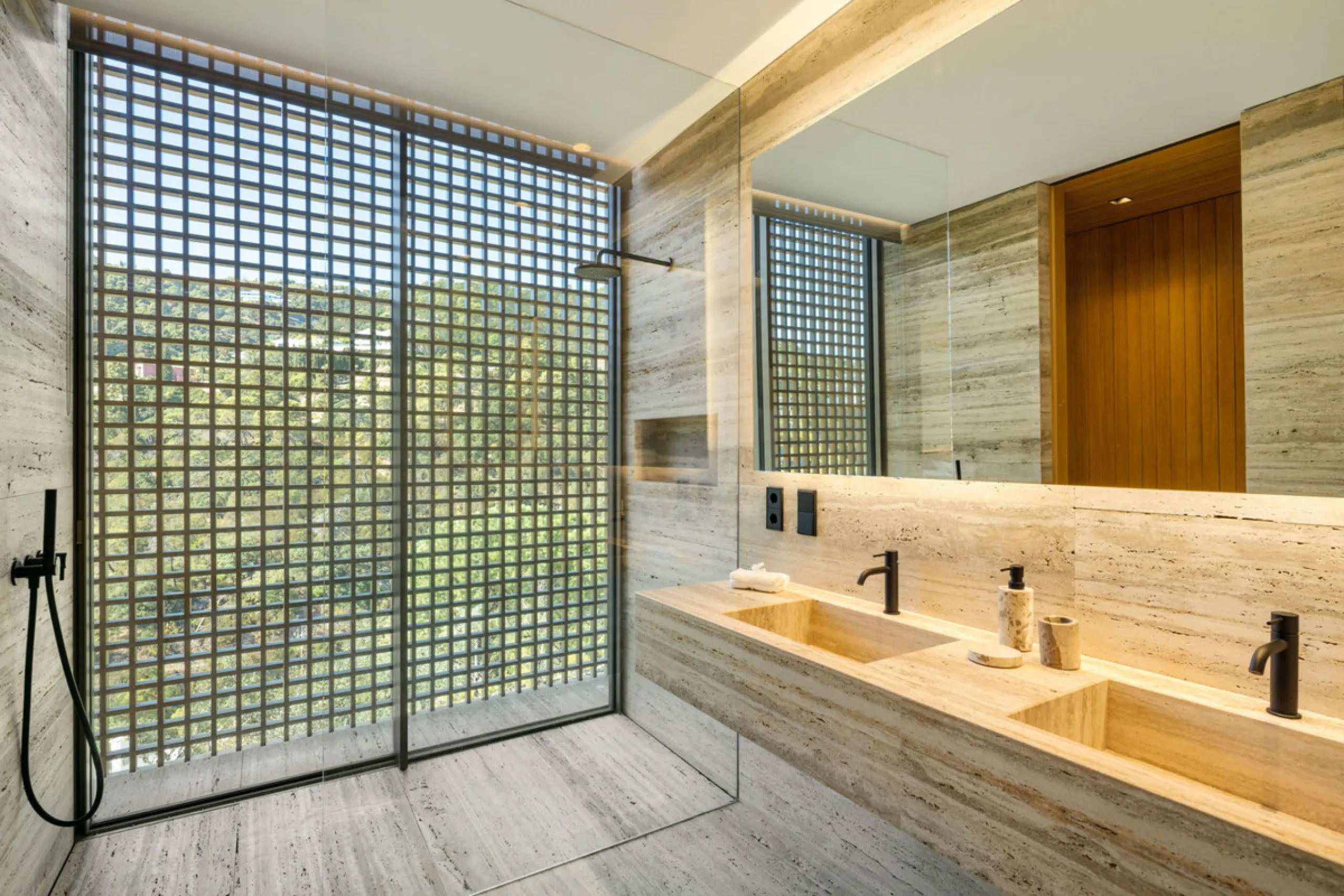 This Villa sets a new benchmark for refined living within the prestigious El Madroñal area in Benahavís.  Positioned in one of the most sought-after gated communities, the south-west facing villa offers sweeping panoramic views of the Mediterranean Sea an
