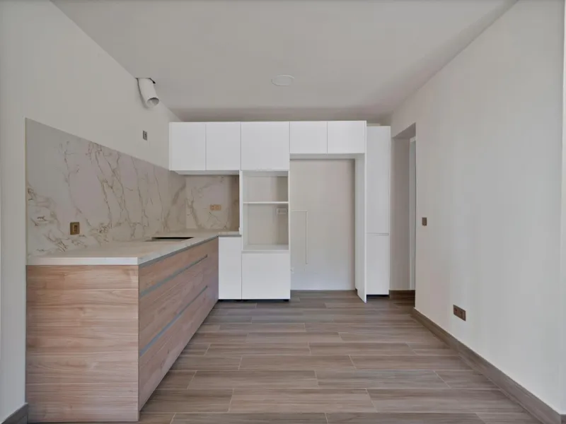 House - Detached Villa в продаже в Marbella, Málaga. В доме 3 спален и 3 ванных комнат. Площадь дома 379 м². Площадь участка 1253 м²