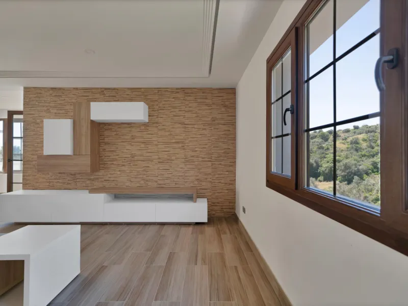 House - Detached Villa в продаже в Marbella, Málaga. В доме 3 спален и 3 ванных комнат. Площадь дома 379 м². Площадь участка 1253 м²