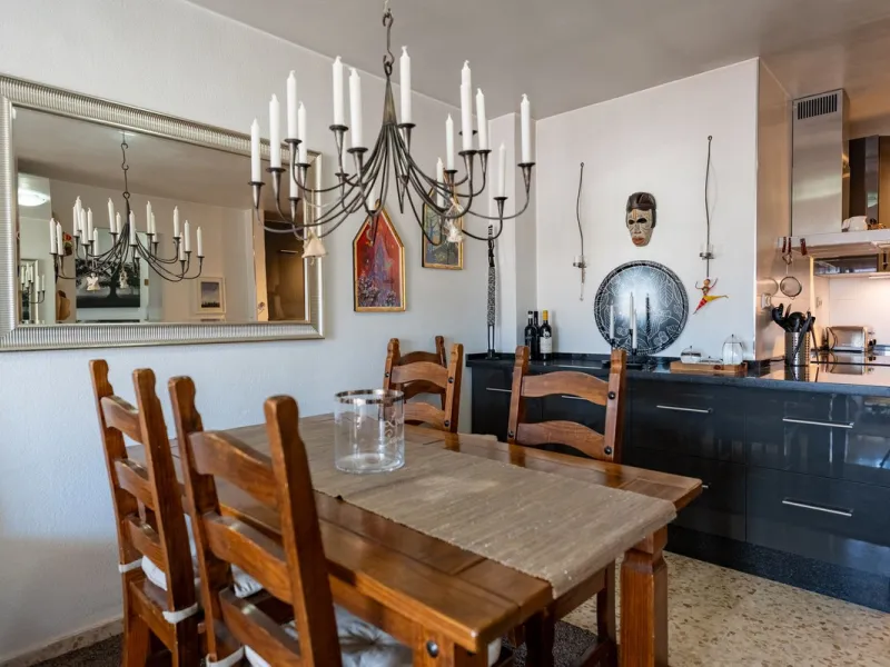 Apartment - Top Floor Apartment в продаже в Fuengirola, Málaga. В доме 2 спален и 1 ванных комнат. Площадь дома 93 м²