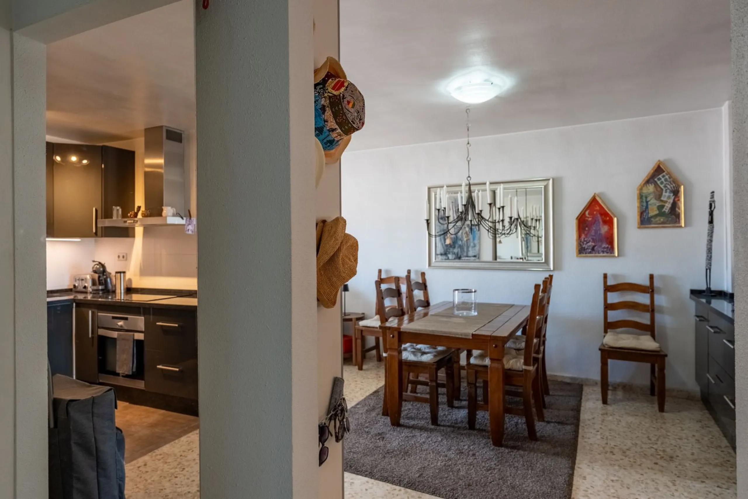 Apartment - Top Floor Apartment в продаже в Fuengirola, Málaga. В доме 2 спален и 1 ванных комнат. Площадь дома 93 м²
