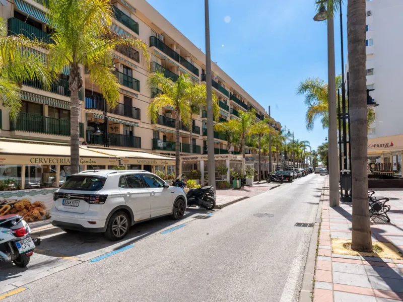 Apartment - Top Floor Apartment в продаже в Fuengirola, Málaga. В доме 2 спален и 1 ванных комнат. Площадь дома 93 м²