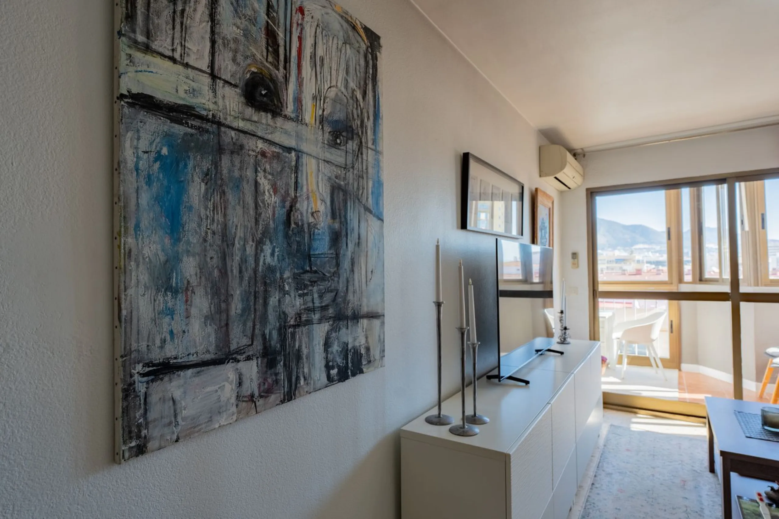 Apartment - Top Floor Apartment в продаже в Fuengirola, Málaga. В доме 2 спален и 1 ванных комнат. Площадь дома 93 м²