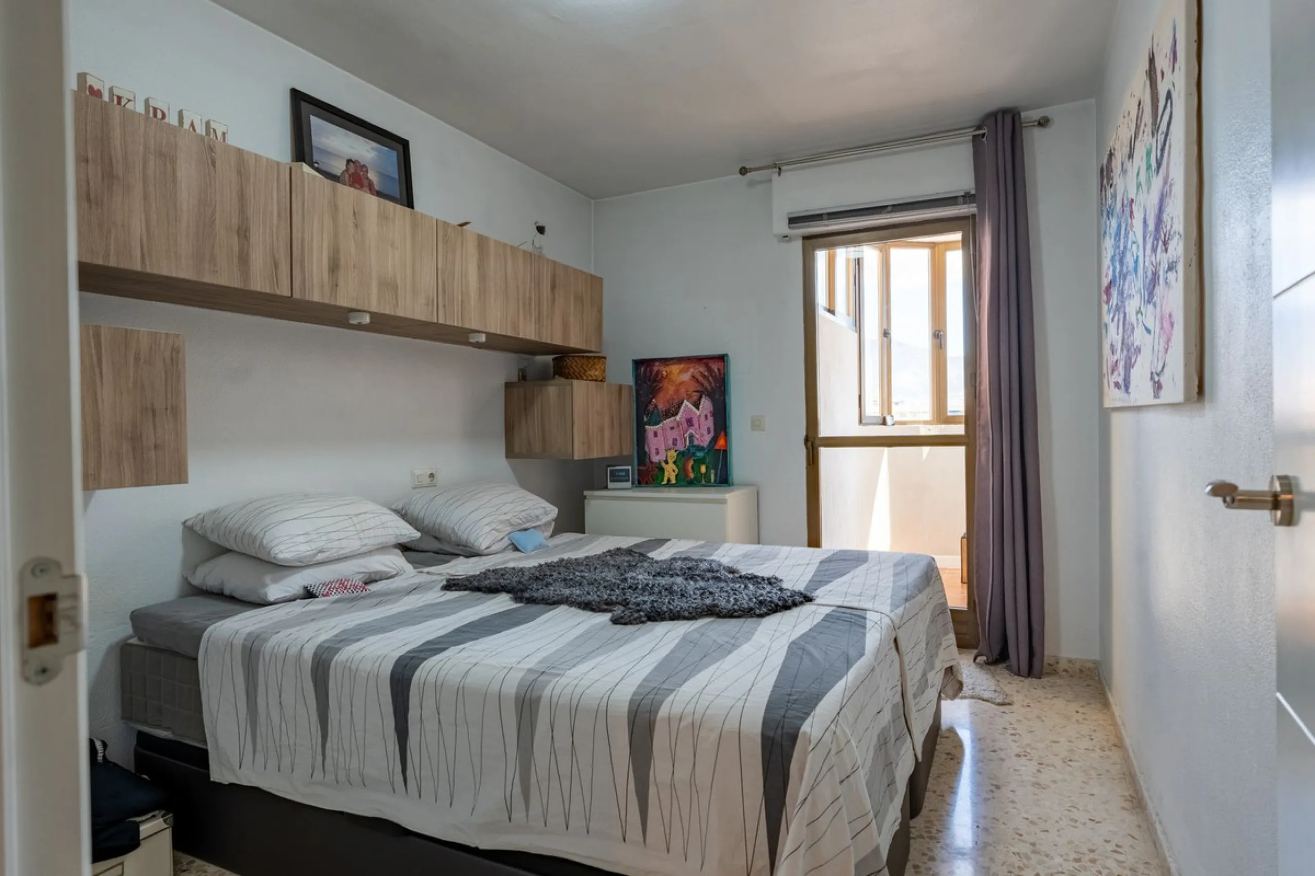 Apartment - Top Floor Apartment в продаже в Fuengirola, Málaga. В доме 2 спален и 1 ванных комнат. Площадь дома 93 м²
