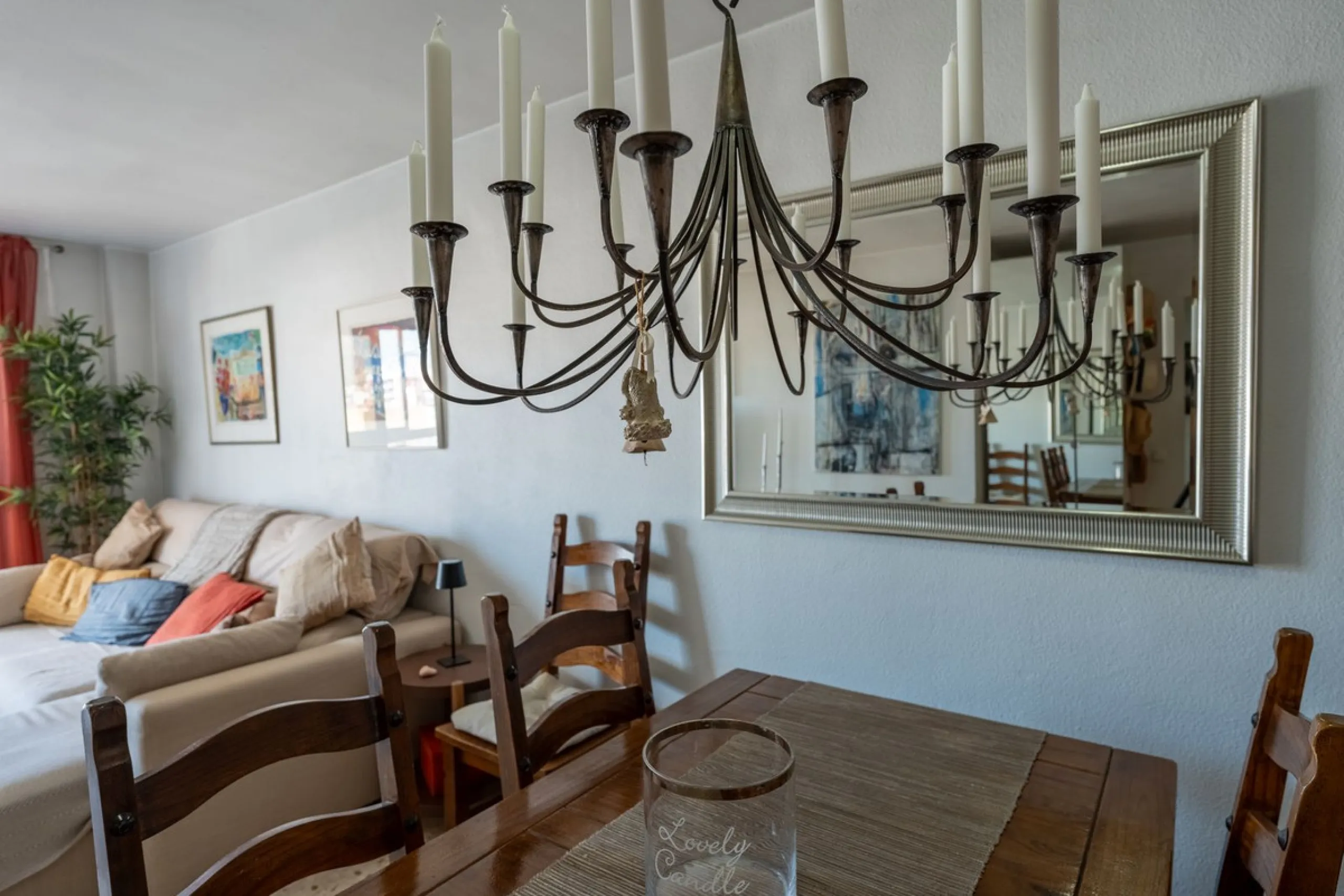 Apartment - Top Floor Apartment в продаже в Fuengirola, Málaga. В доме 2 спален и 1 ванных комнат. Площадь дома 93 м²