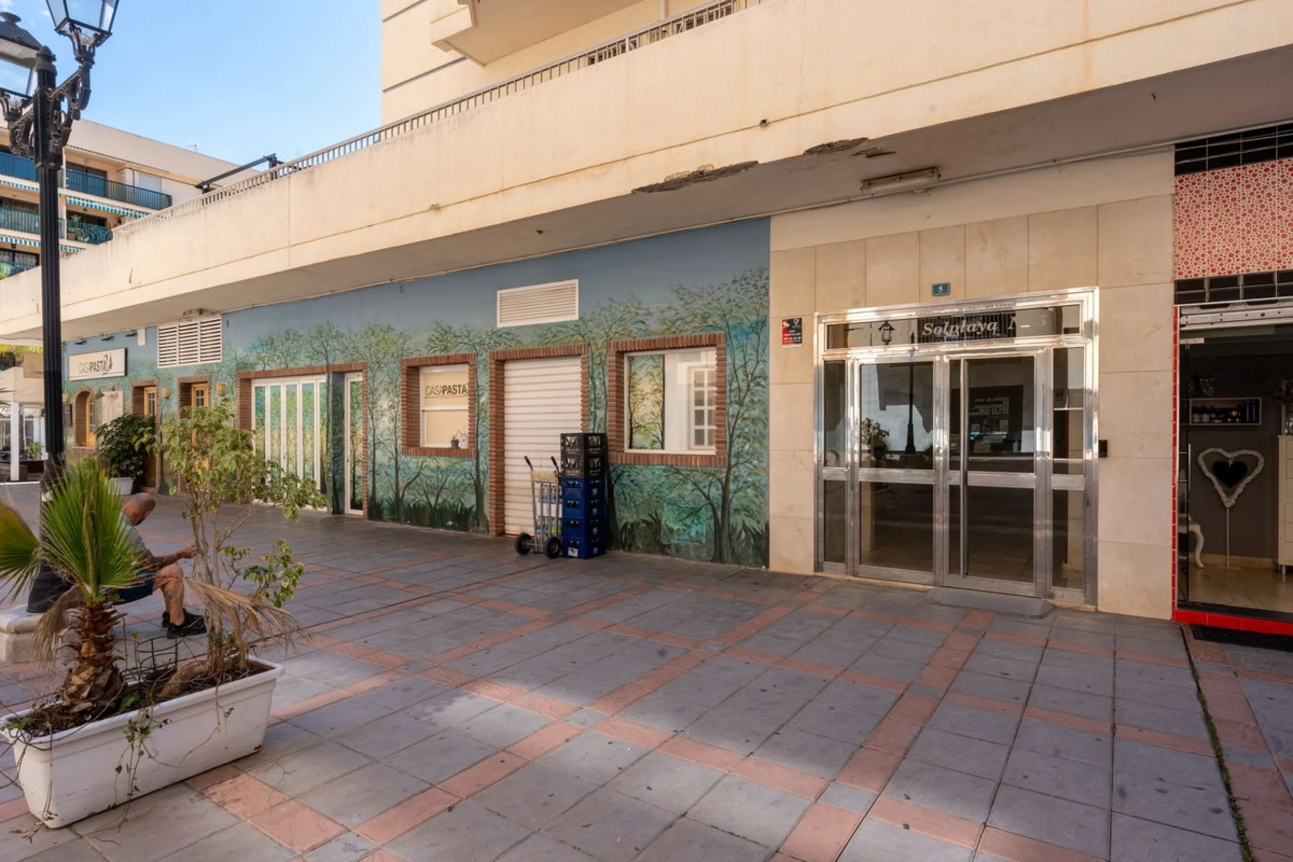 Apartment - Top Floor Apartment в продаже в Fuengirola, Málaga. В доме 2 спален и 1 ванных комнат. Площадь дома 93 м²