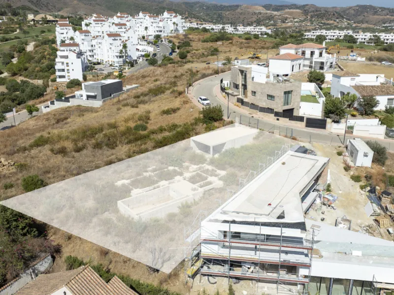 Plot - Land в продаже в Estepona, Málaga. Площадь участка 880 м²