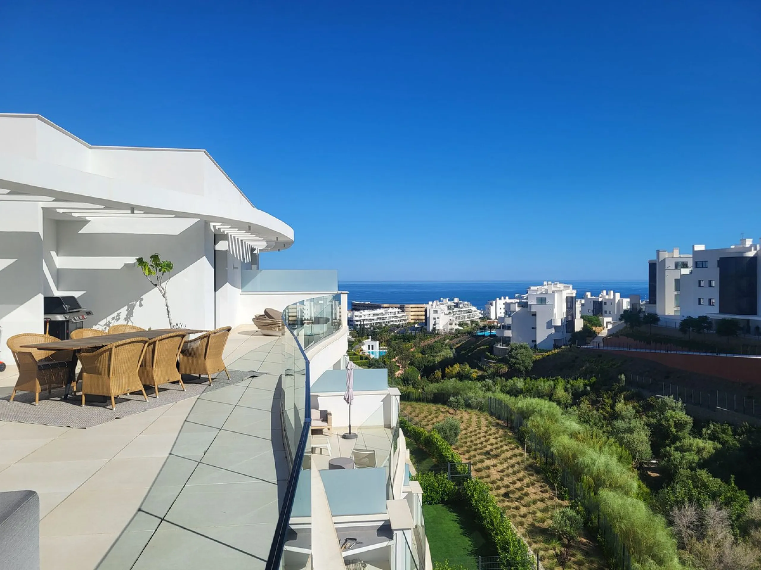 Apartment - Penthouse в продаже в Fuengirola, Málaga. В доме 3 спален и 3 ванных комнат. Площадь дома 155 м²