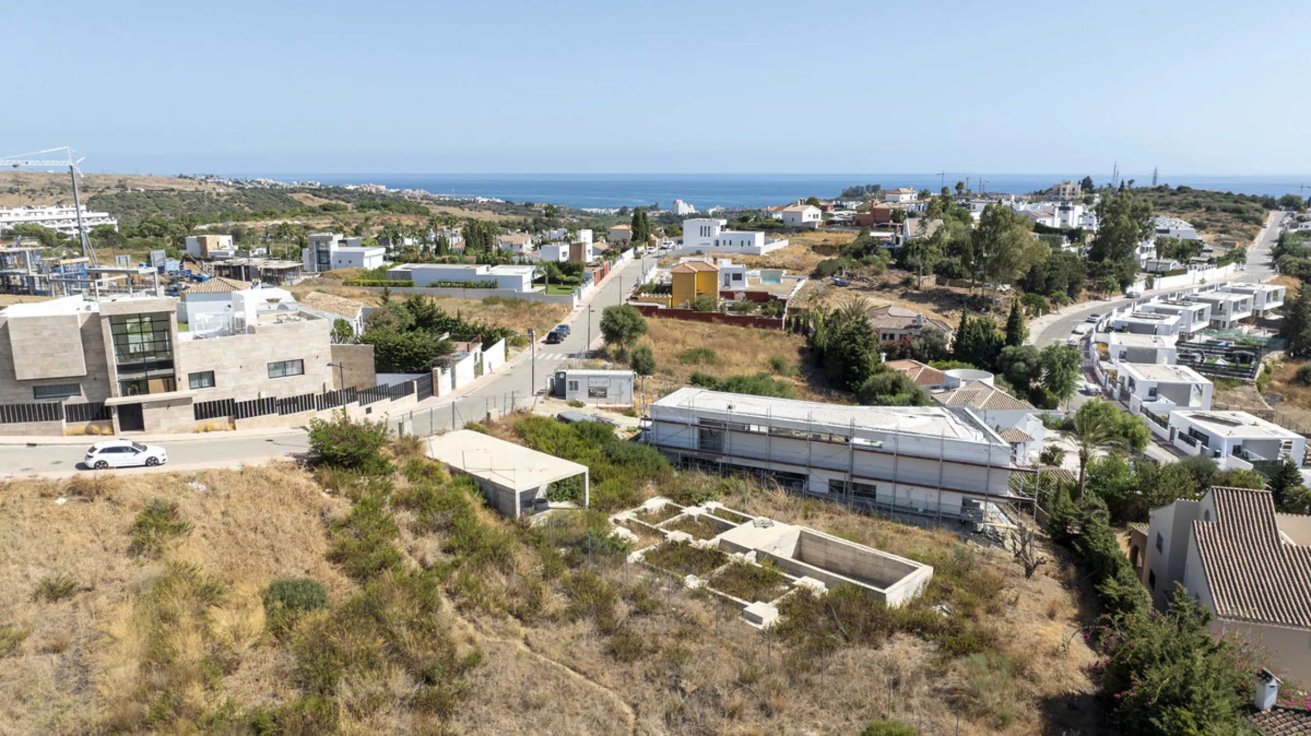Plot - Land в продаже в Estepona, Málaga. Площадь участка 880 м²